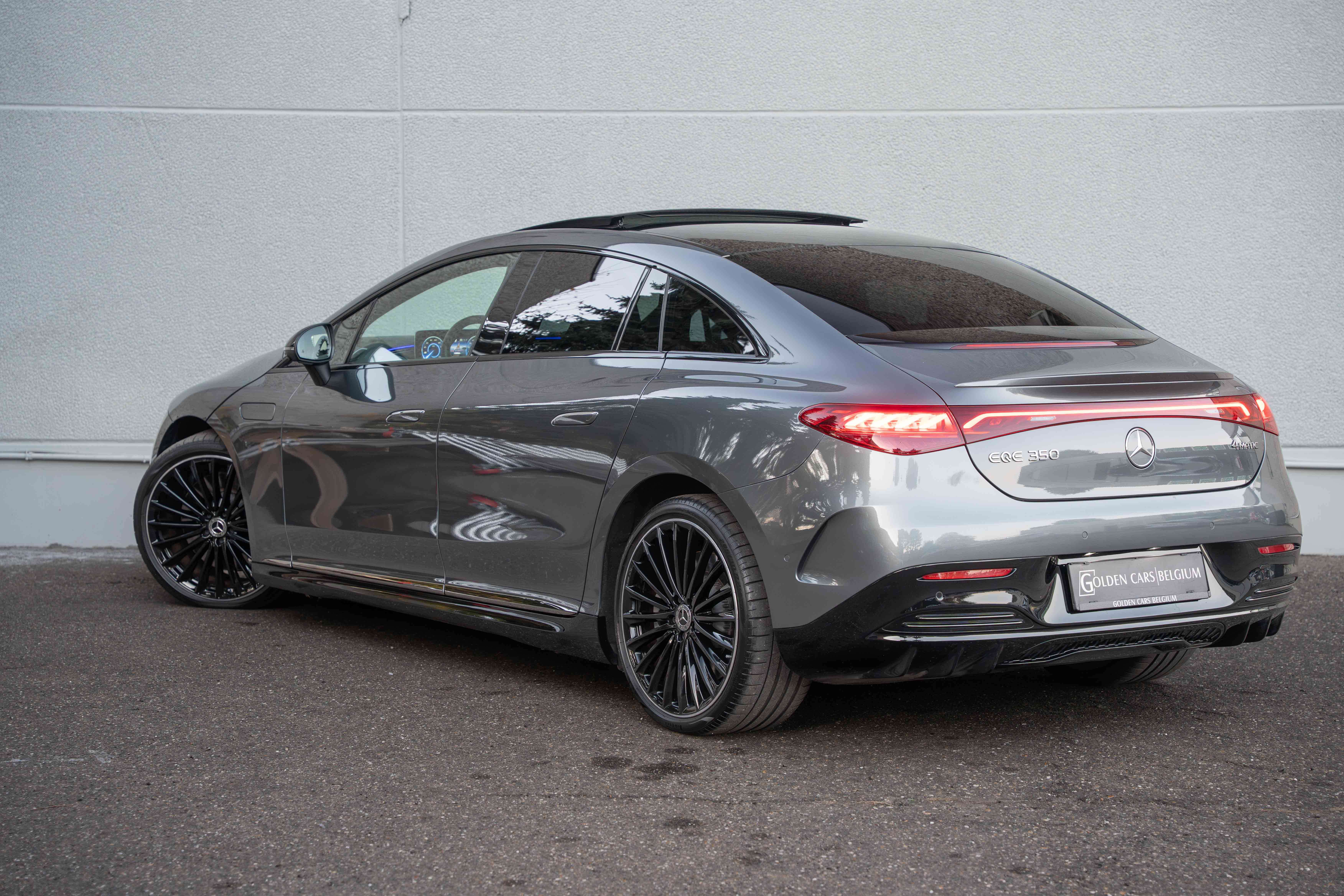 Mercedes-Benz EQE 350 4M AMG SOH98%/PANO/DIGILED/AIRMATIC/BURMESTER/360°