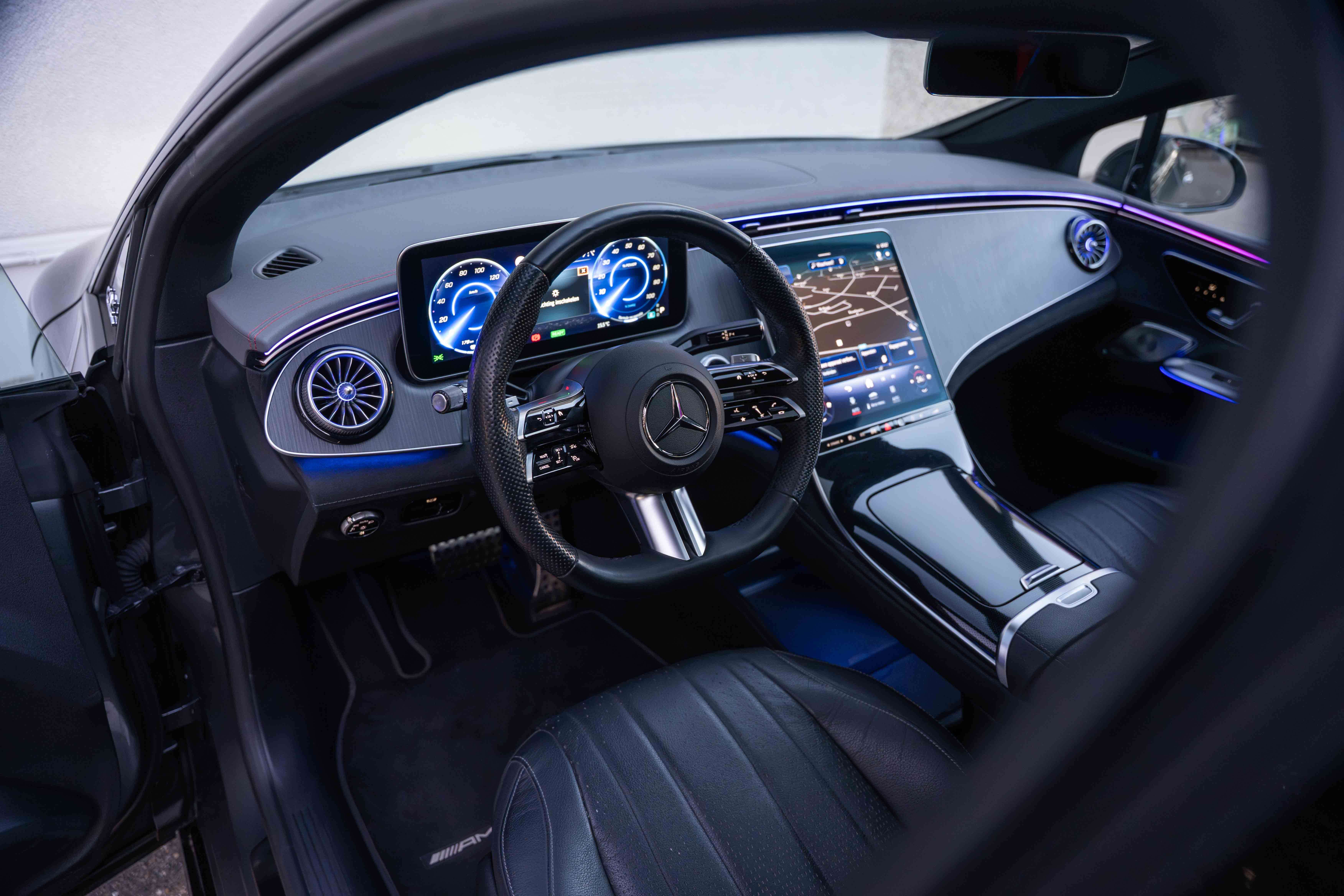 Mercedes-Benz EQE 350 4M AMG SOH98%/PANO/DIGILED/AIRMATIC/BURMESTER/360°