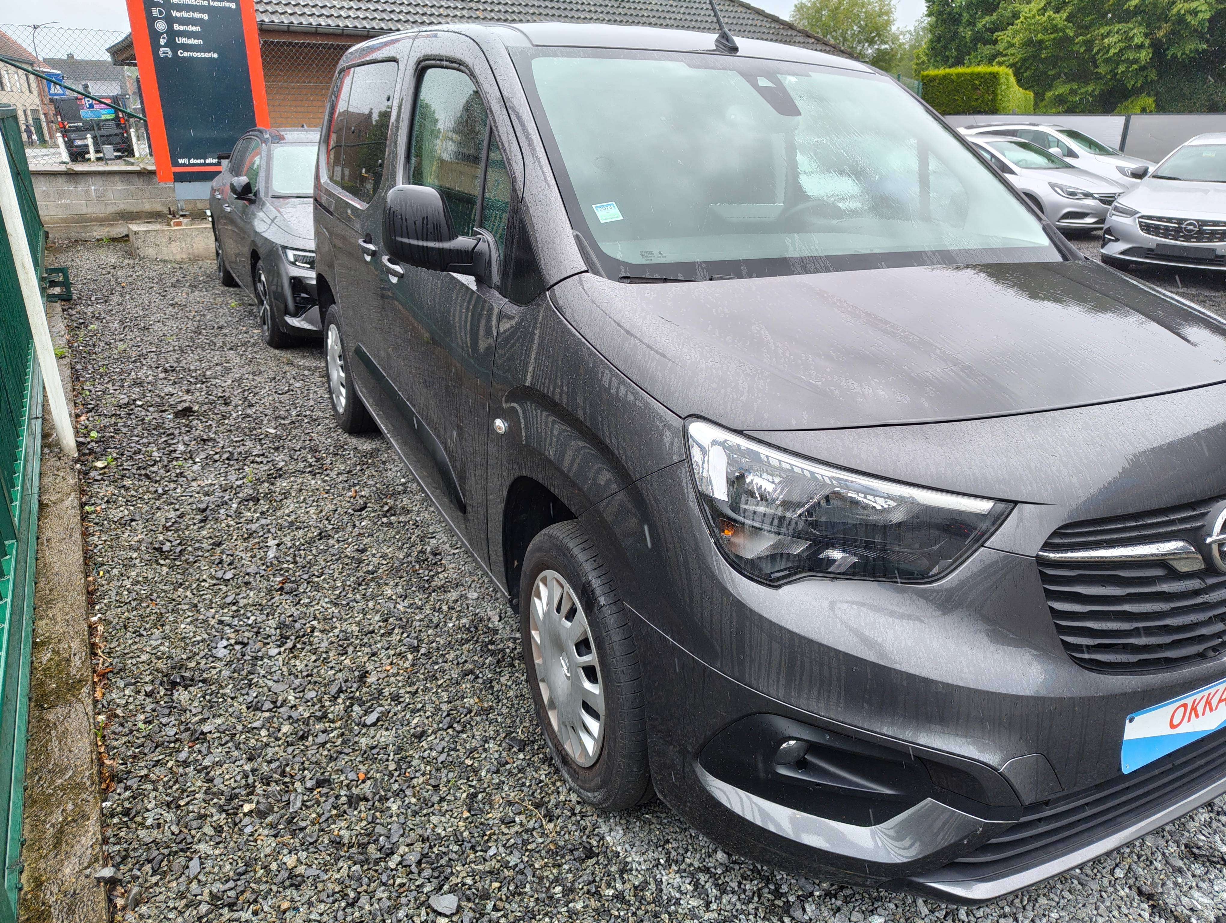 Opel Combo Life Combo Life 1.2 Edition 5pl 82496 km