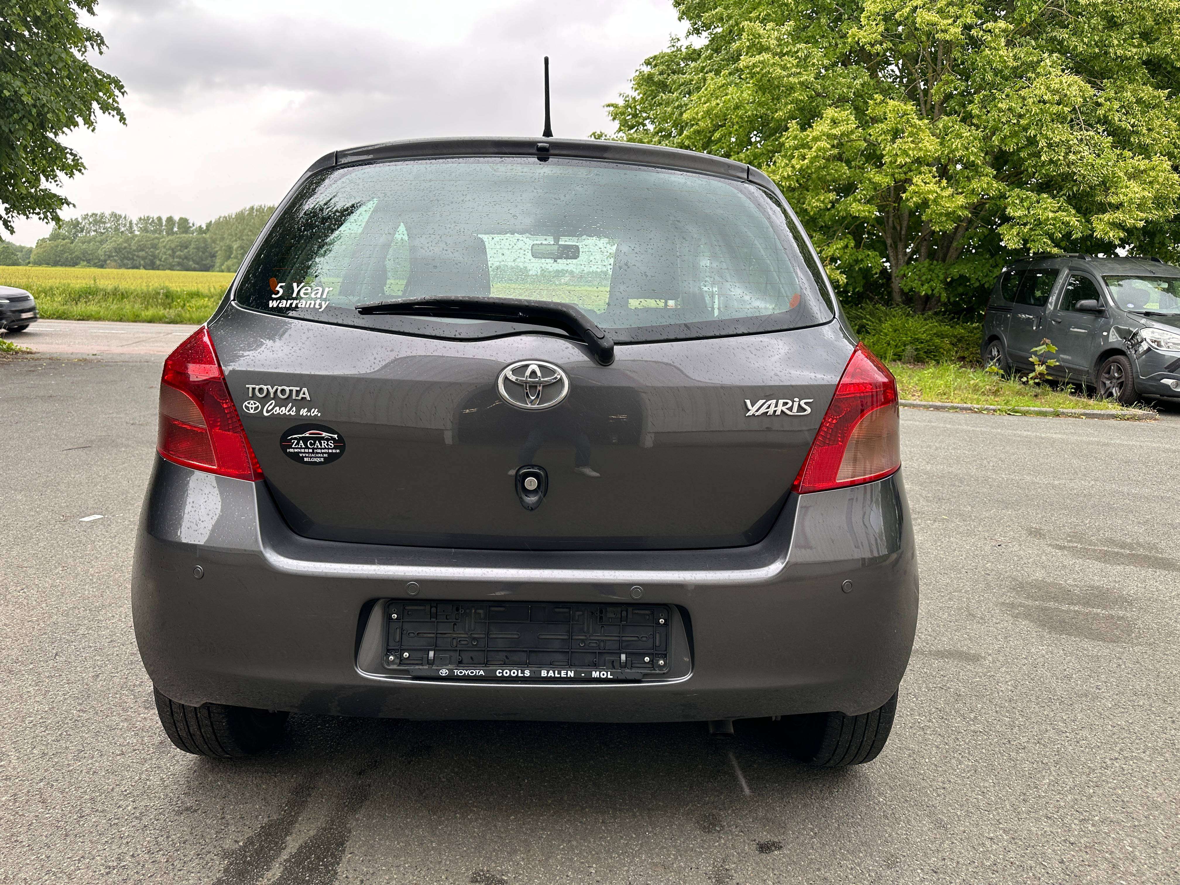 Toyota Yaris Yaris 1.3i VVT-i 16v Sol/CT GARANTIE