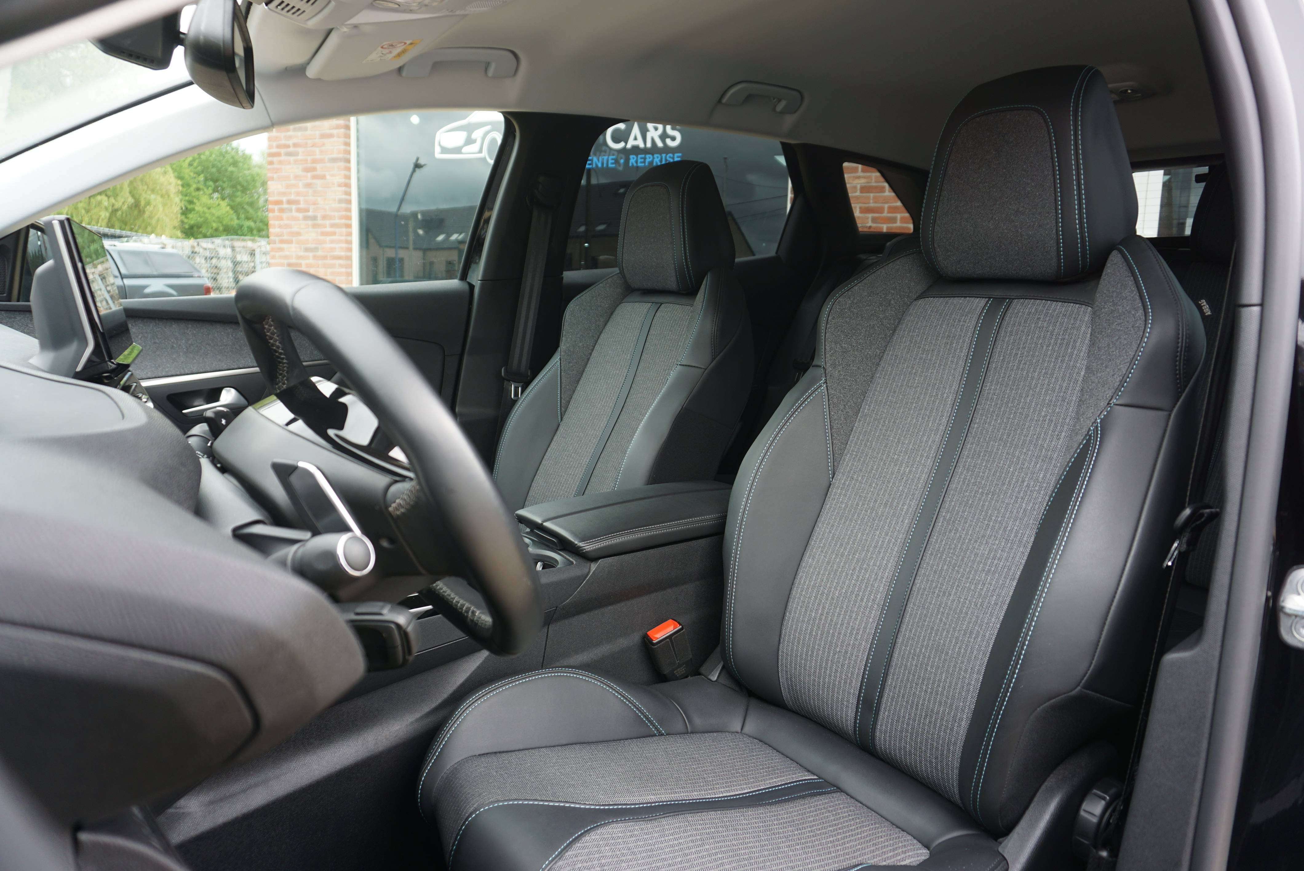 Peugeot 3008 1.2 / 1er MAIN DISTRI OK COCKPIT NAVI-CAMERA FULL