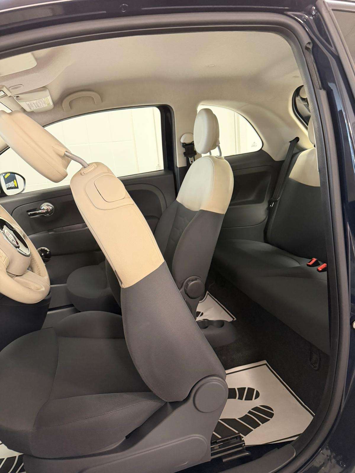 Fiat 500 0.9 T TwinAir Lounge Stop  1 Jaar Garantie