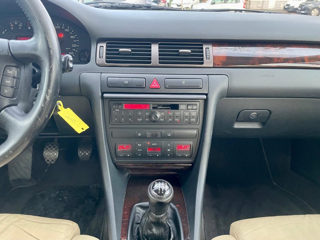Audi A6 2.5 V6 TDI 150 PACK LUXE