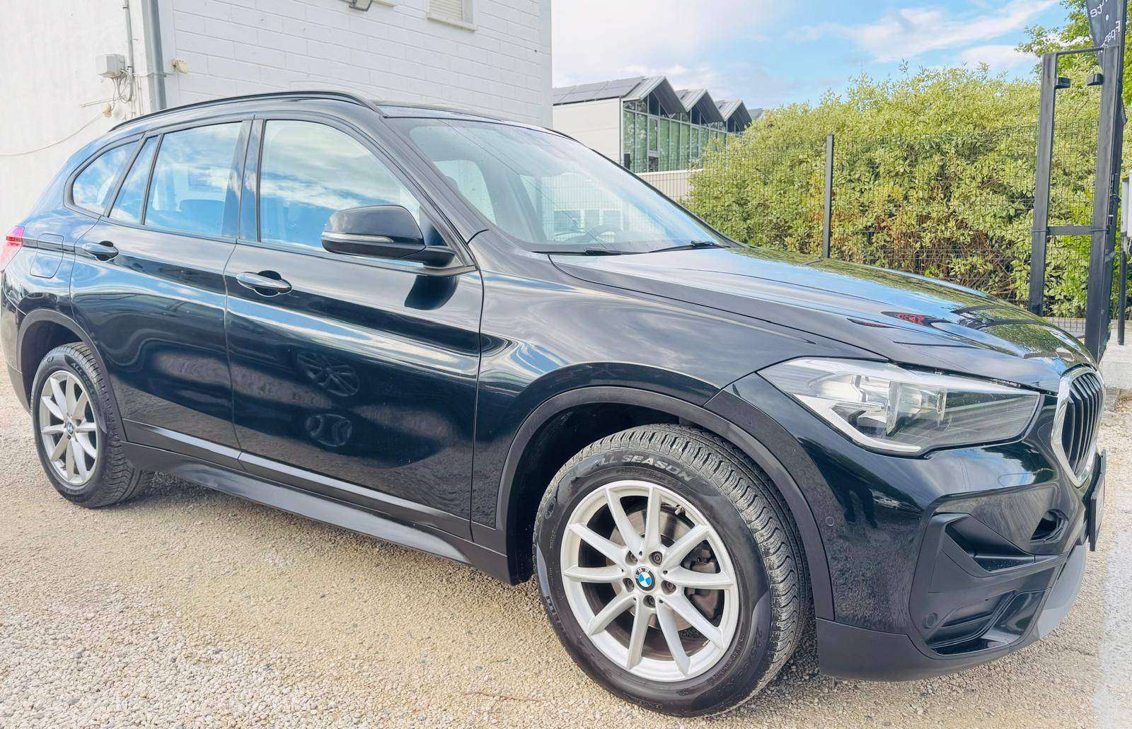 BMW X1 X1 1.5 dA sDrive16 automatiques garantie 12 mois