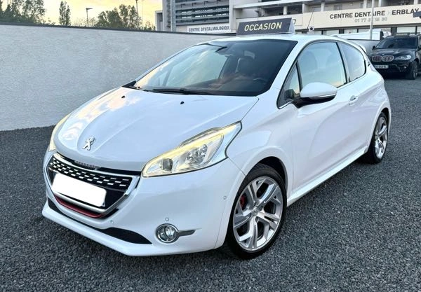 Peugeot 208 1.6 THP 200 GTI 3P