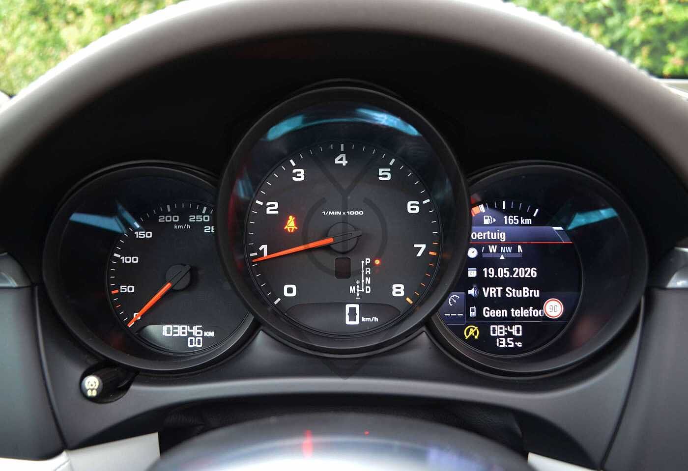 Porsche Macan Macan 2.0 Turbo PDK * PANO * 14 WAY SEATS * TOW-BAR * CAMERA