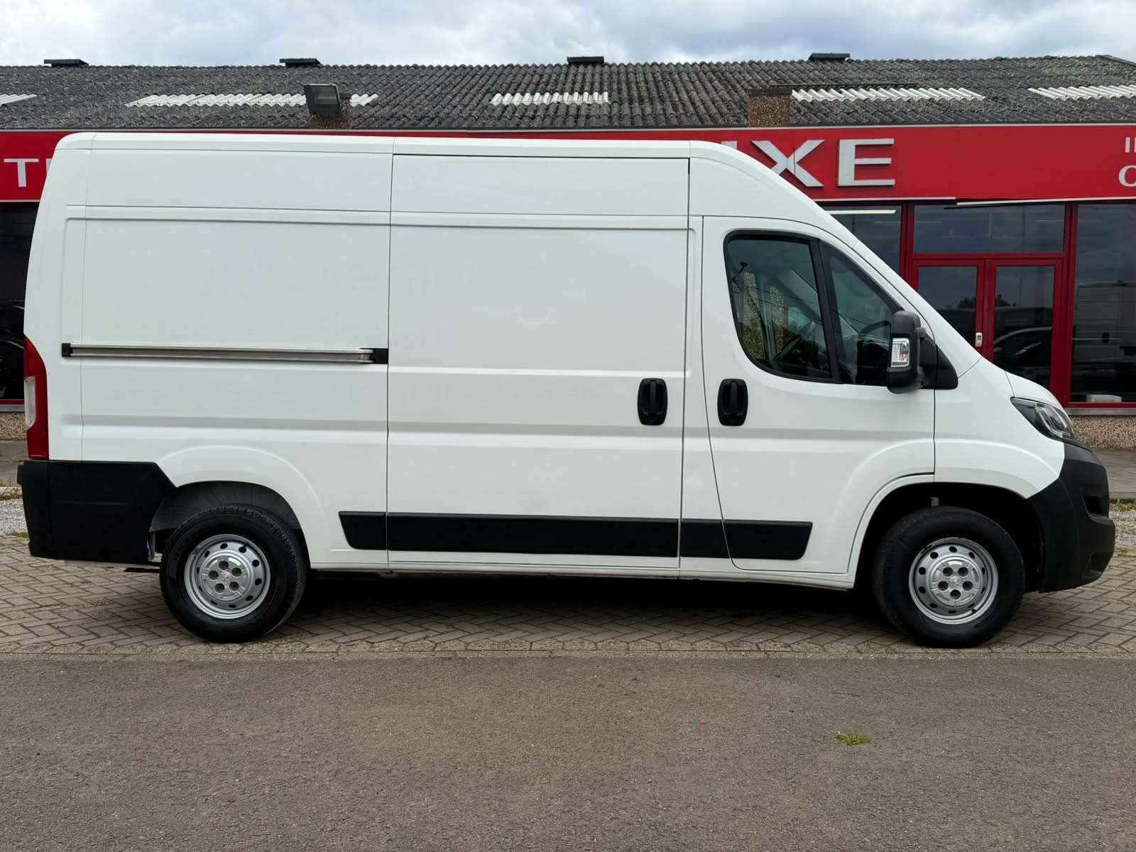 Peugeot Boxer 2.2 HDI 140CV L2 H2 UTILITAIRE CAMERA TVA DEDUC