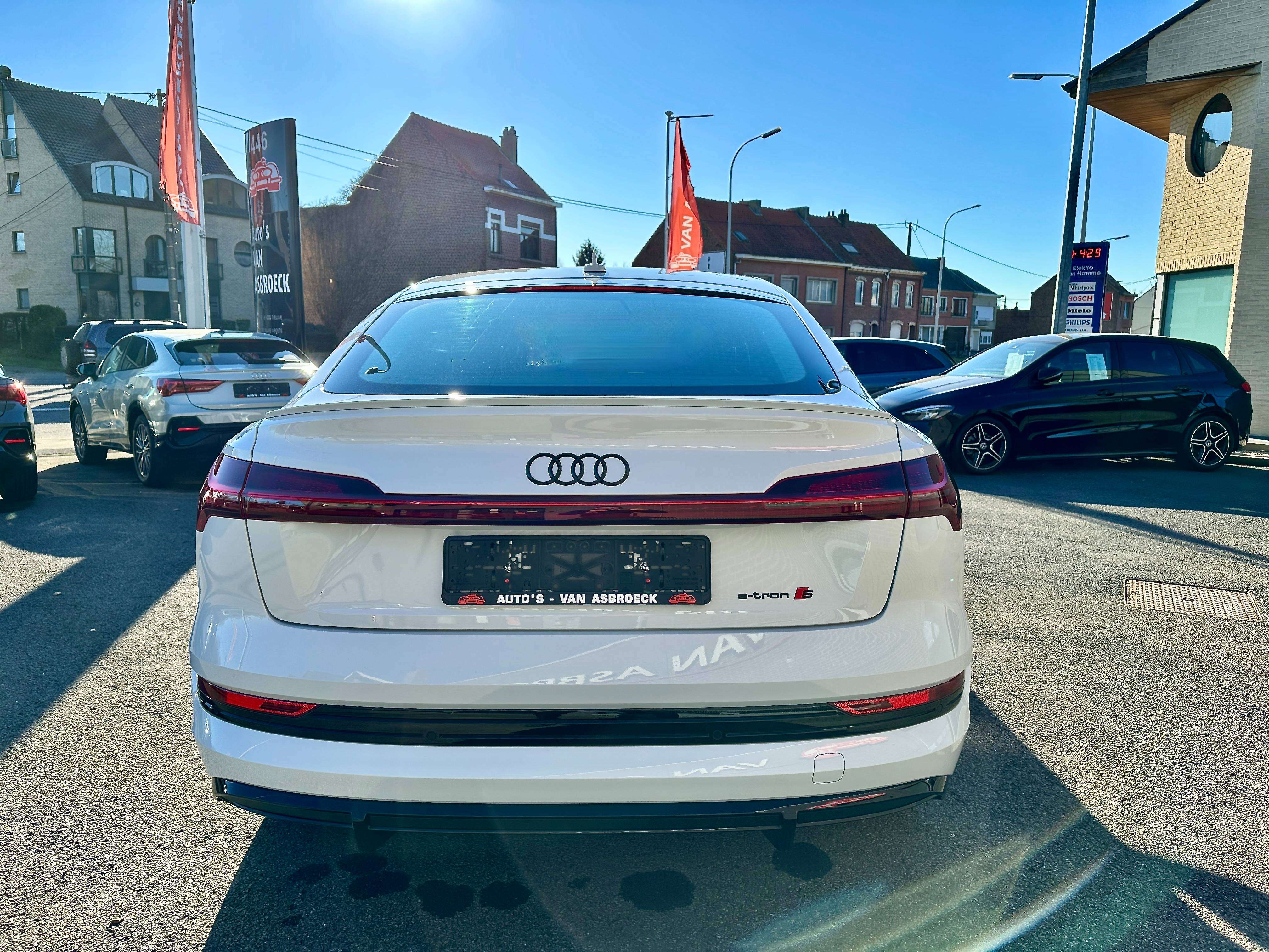 Audi e-tron Quattro 2x S line Black line*