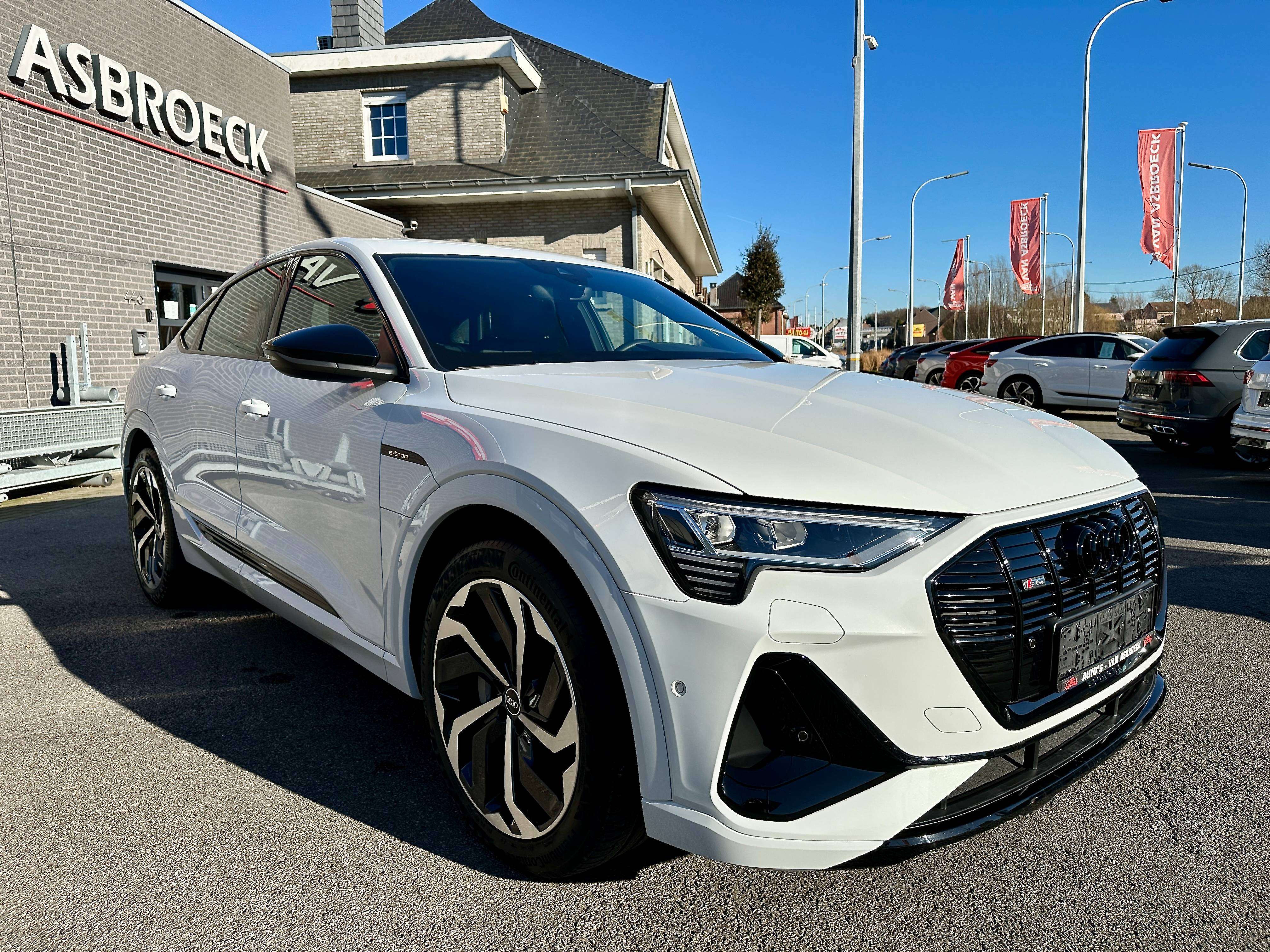 Audi e-tron Quattro 2x S line Black line*