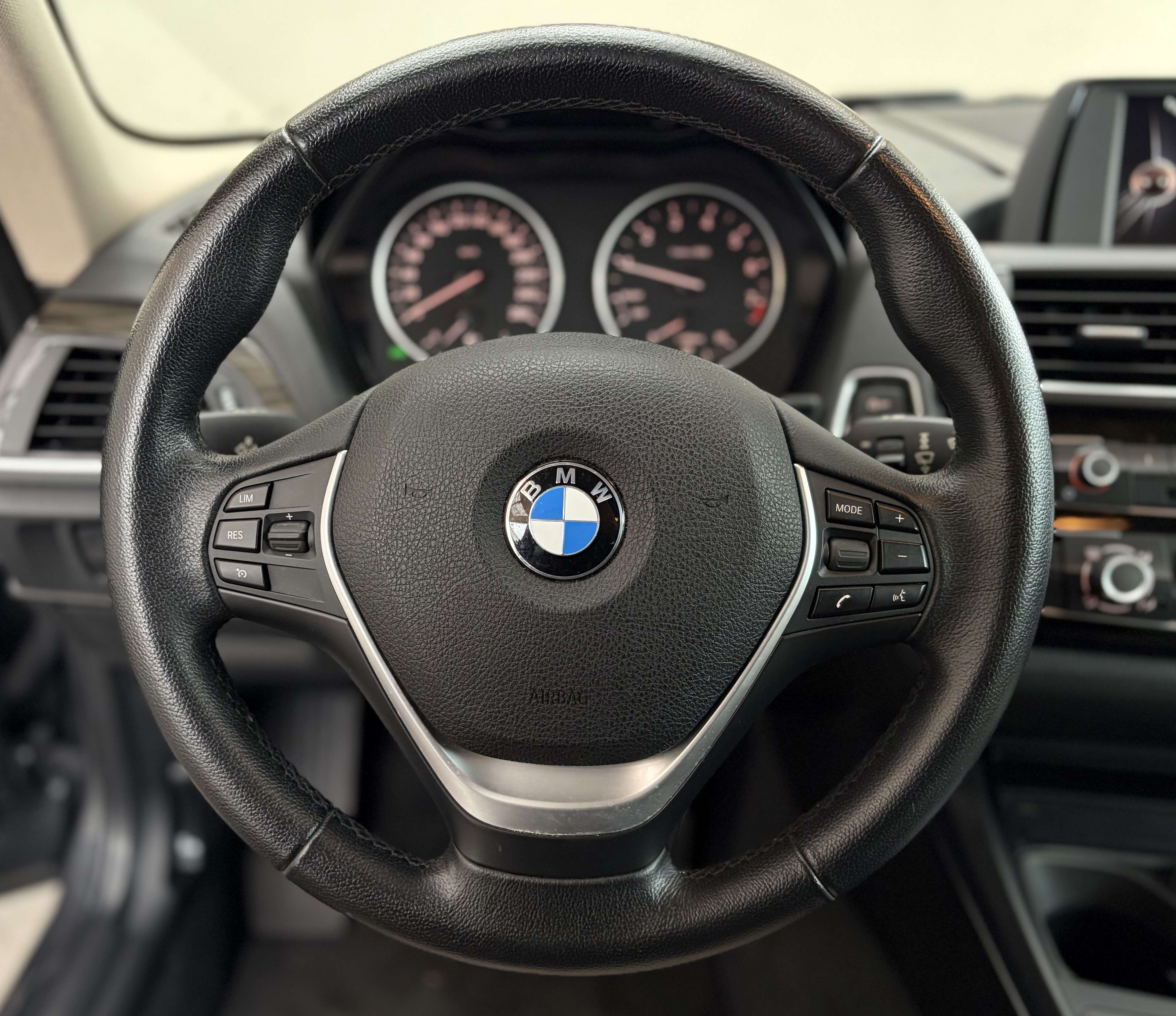 BMW 218 Bmw 218iA Look M