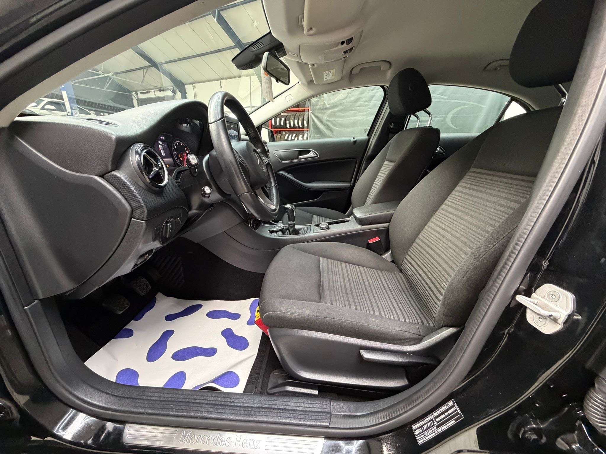 Mercedes-Benz A 180 ** GARANTIE 12 MOIS **