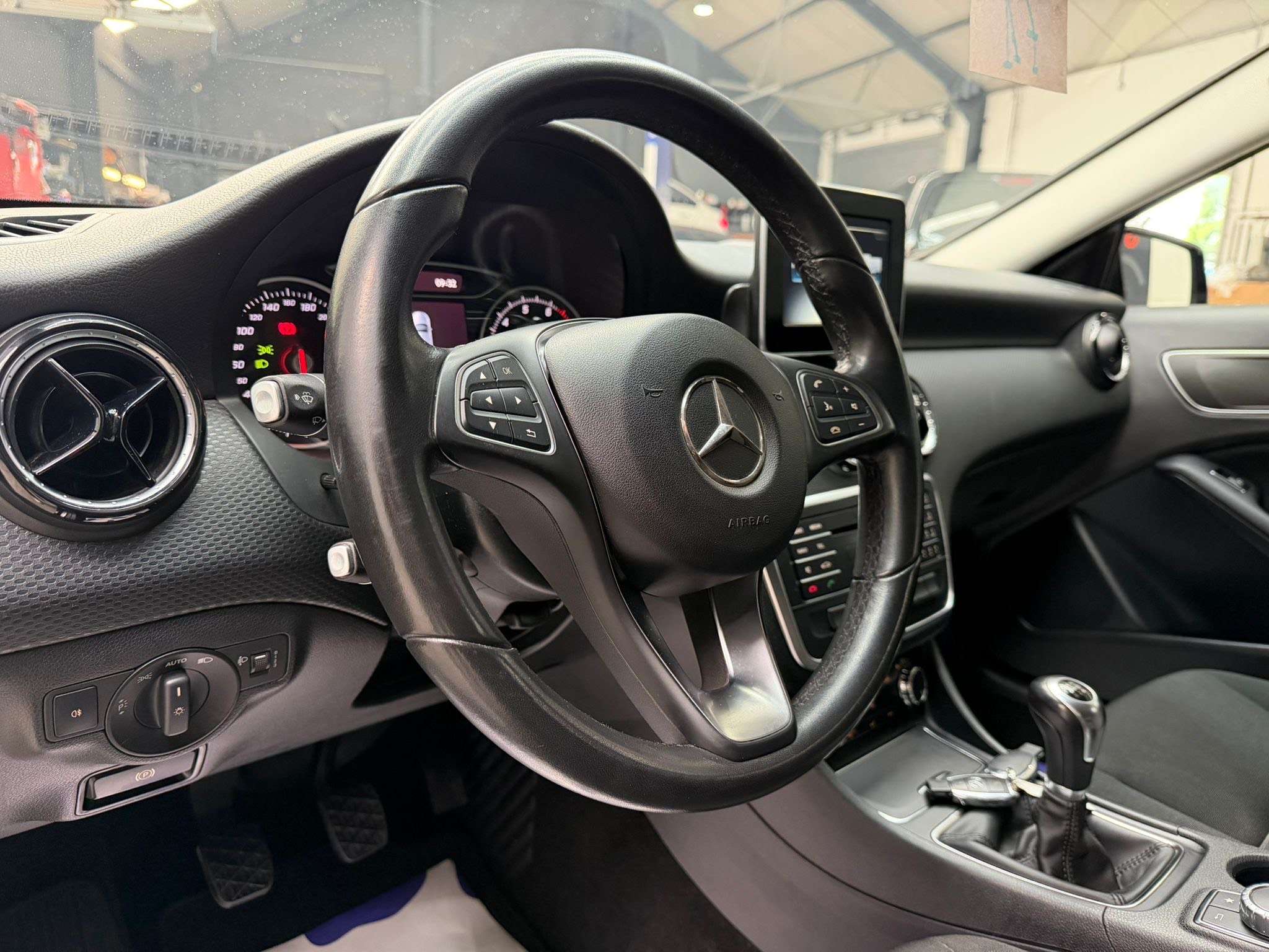 Mercedes-Benz A 180 ** GARANTIE 12 MOIS **
