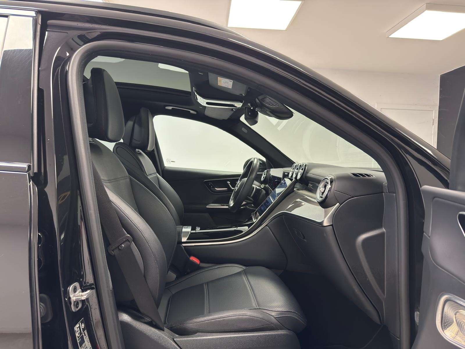 Mercedes-Benz GLC 200 GLC 200 *4MATIC**PACK AMG**TOIT-PANO**LED**GARANTI