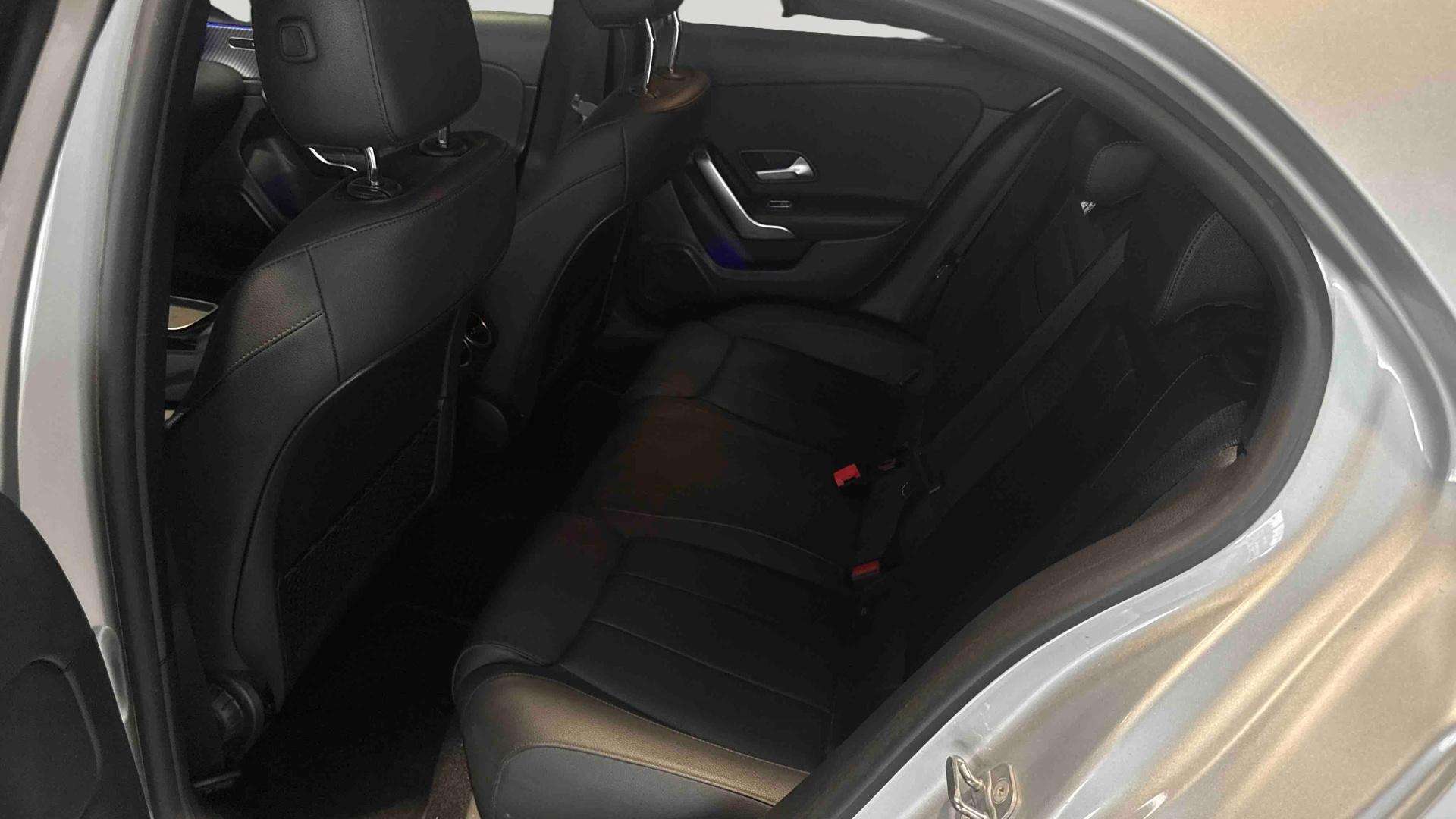 Mercedes-Benz A 250 A e Business Line