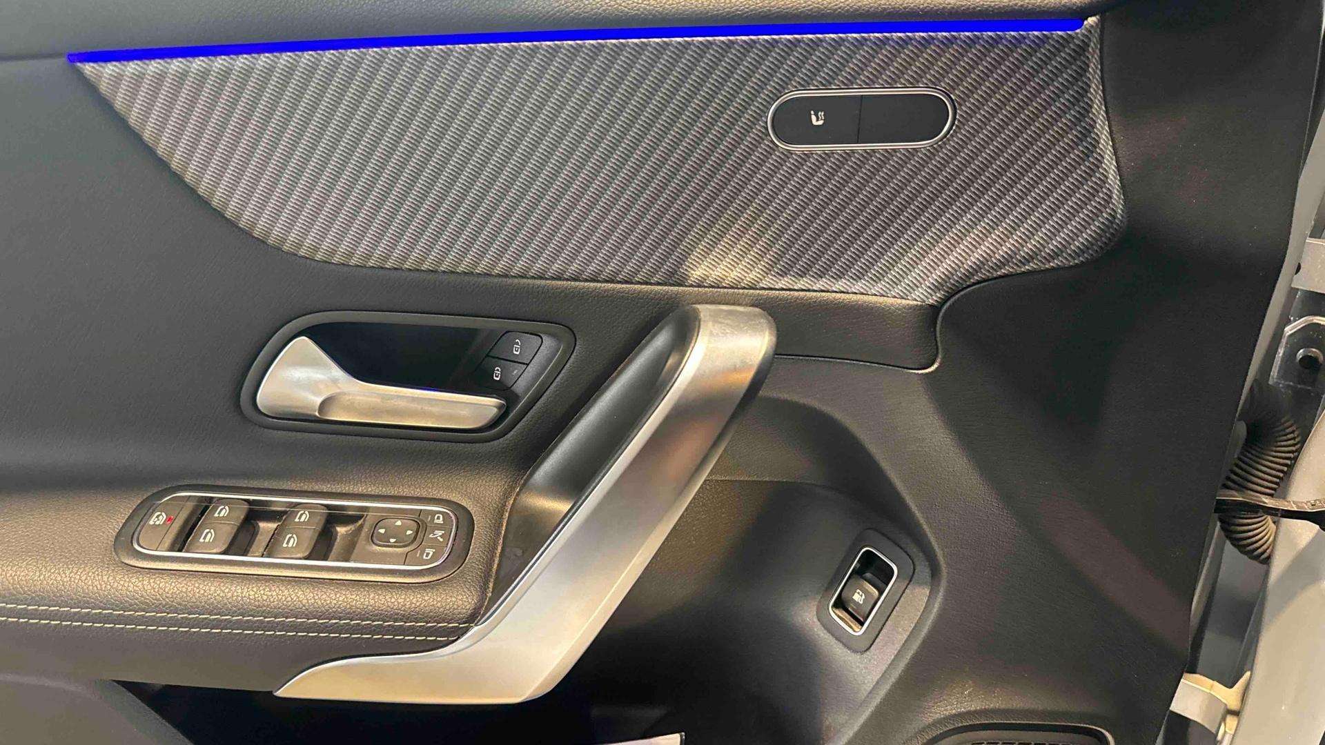 Mercedes-Benz A 250 A e Business Line