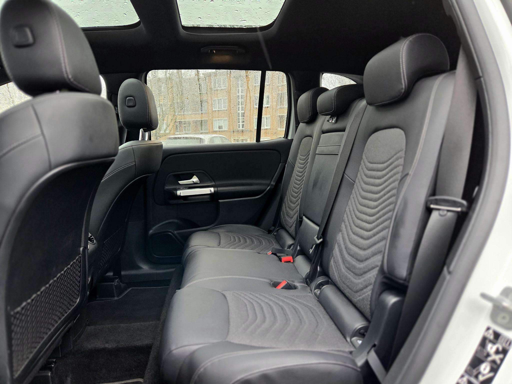Mercedes-Benz GLB 180 GLB d Luxury Line