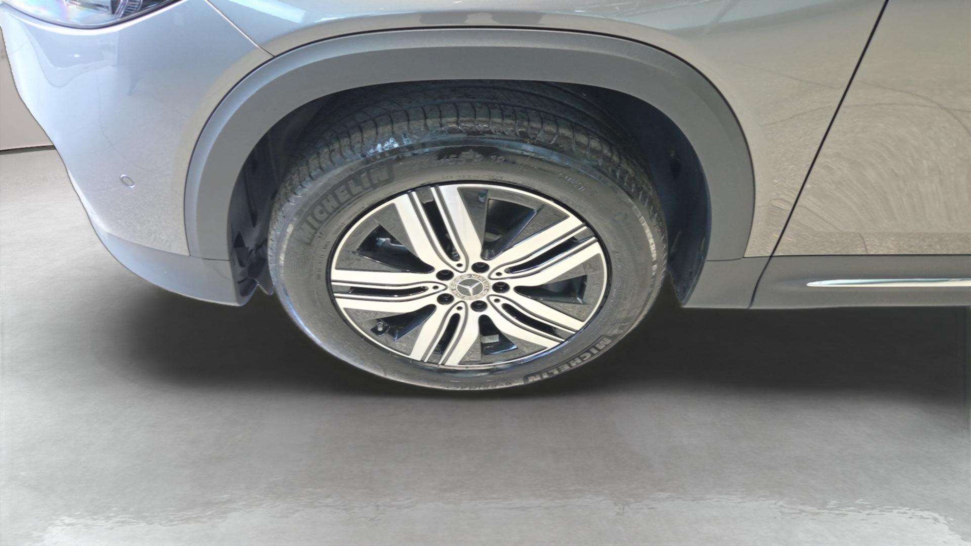 Mercedes-Benz EQB 250 EQB 250+ Essential Line