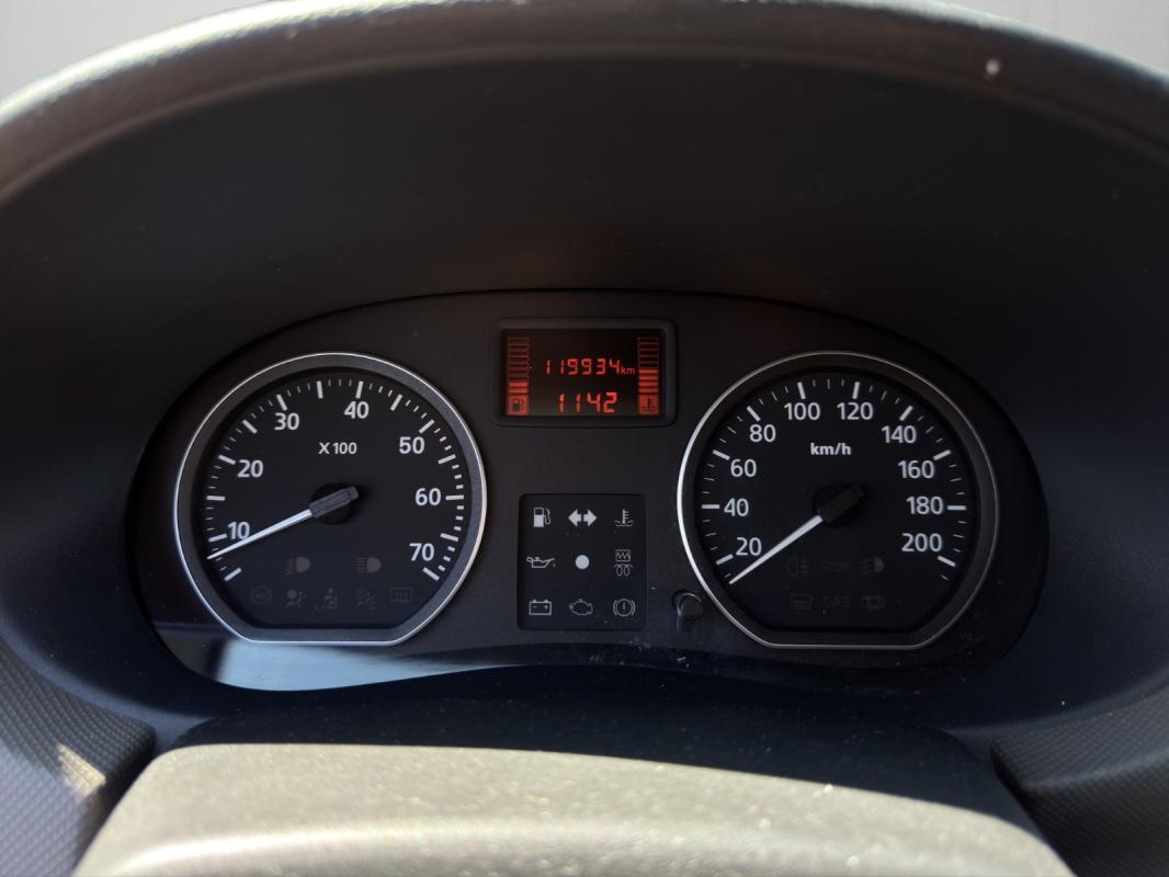 Dacia Sandero 1.2 16V 75 eco2 1ere main full facture d'entretien dacia