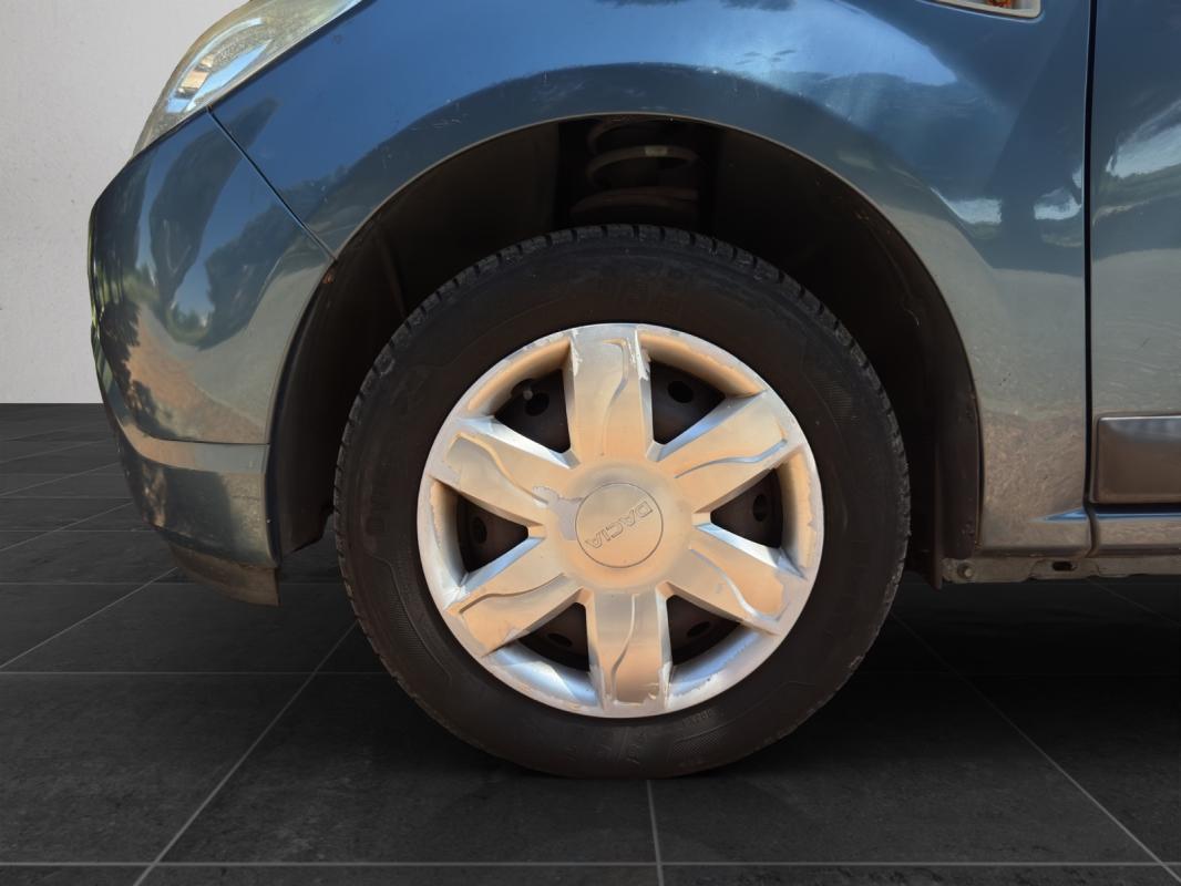 Dacia Sandero 1.2 16V 75 eco2 1ere main full facture d'entretien dacia