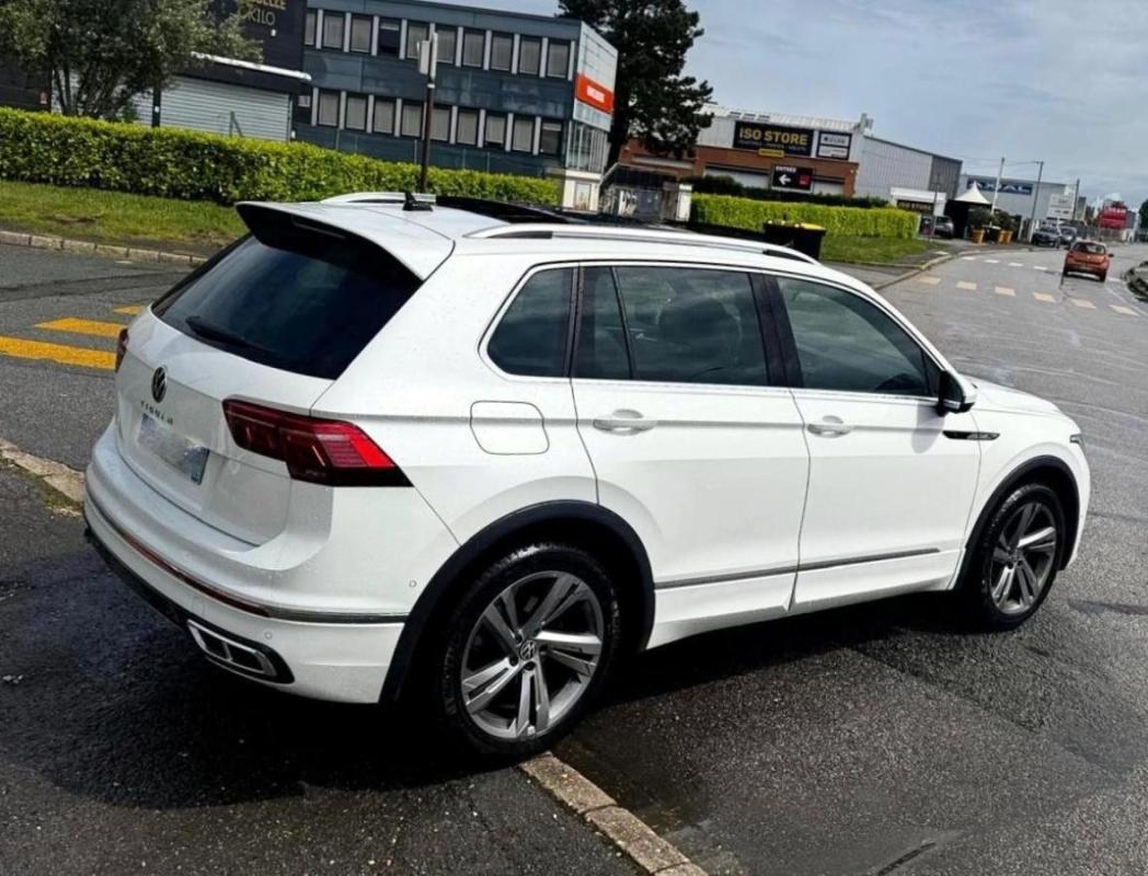 Volkswagen Tiguan 1.5 TSI 150CV DSG7 RLINE EXCLUSIVE 28990 € HT PRIX EXPORT 11/2023 TOIT OUVRANT