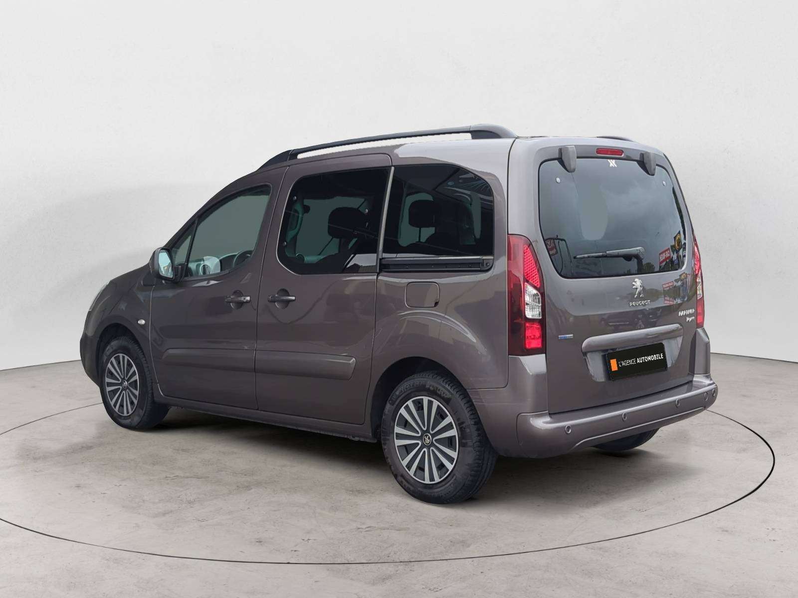 Peugeot Partner Tepee / Ecran / Camera / Navi