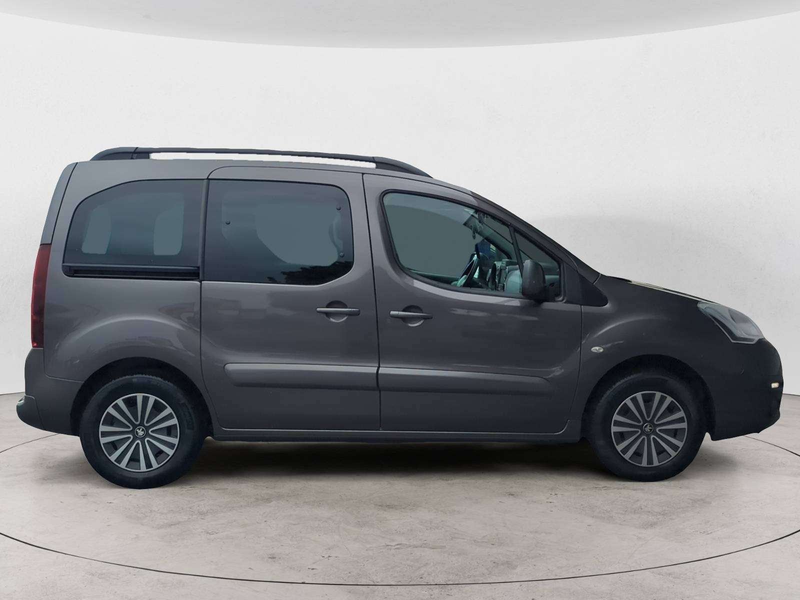 Peugeot Partner Tepee / Ecran / Camera / Navi