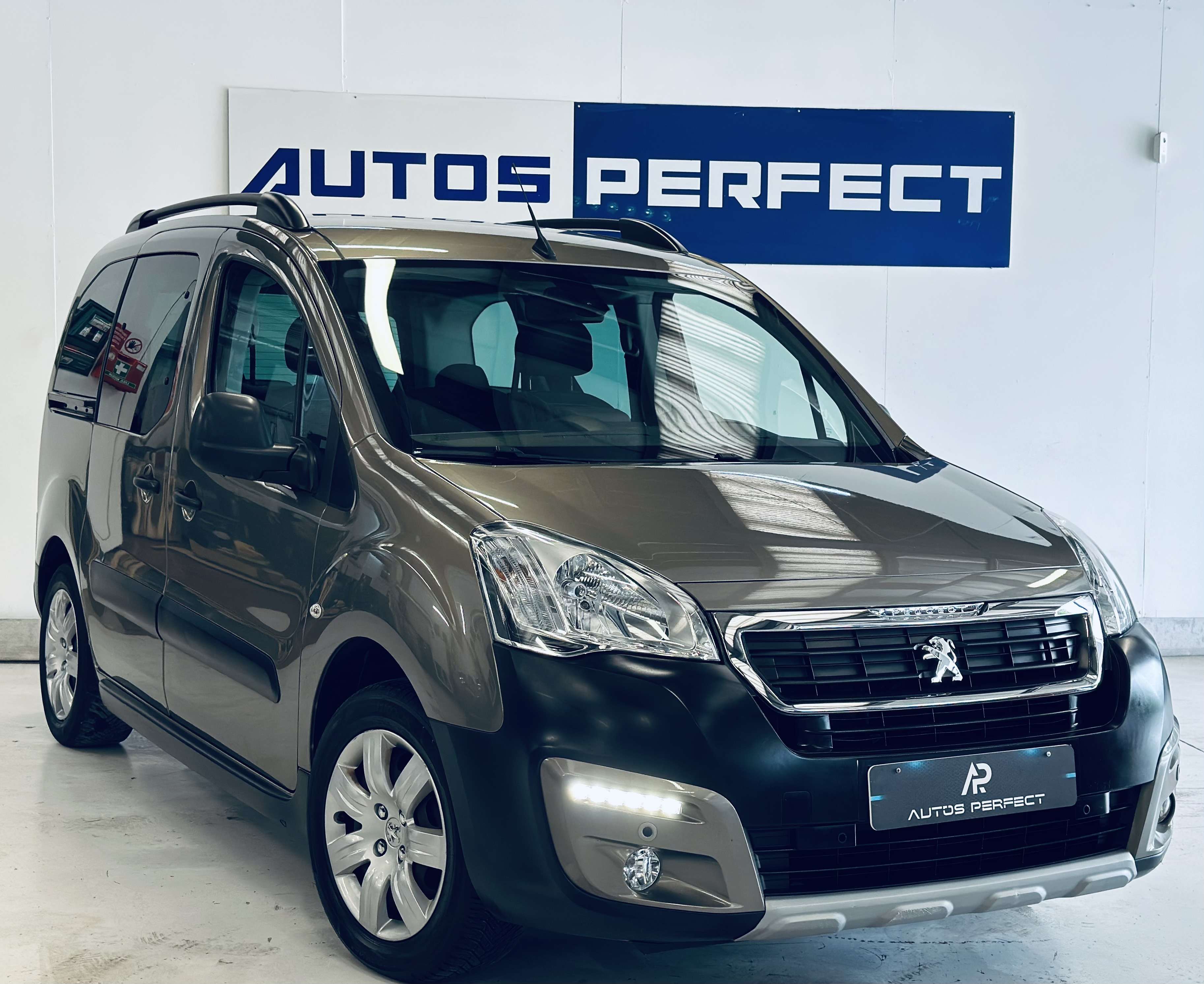 Peugeot Partner TepEE 1.2 **VENDU**SOLD**VENDU**