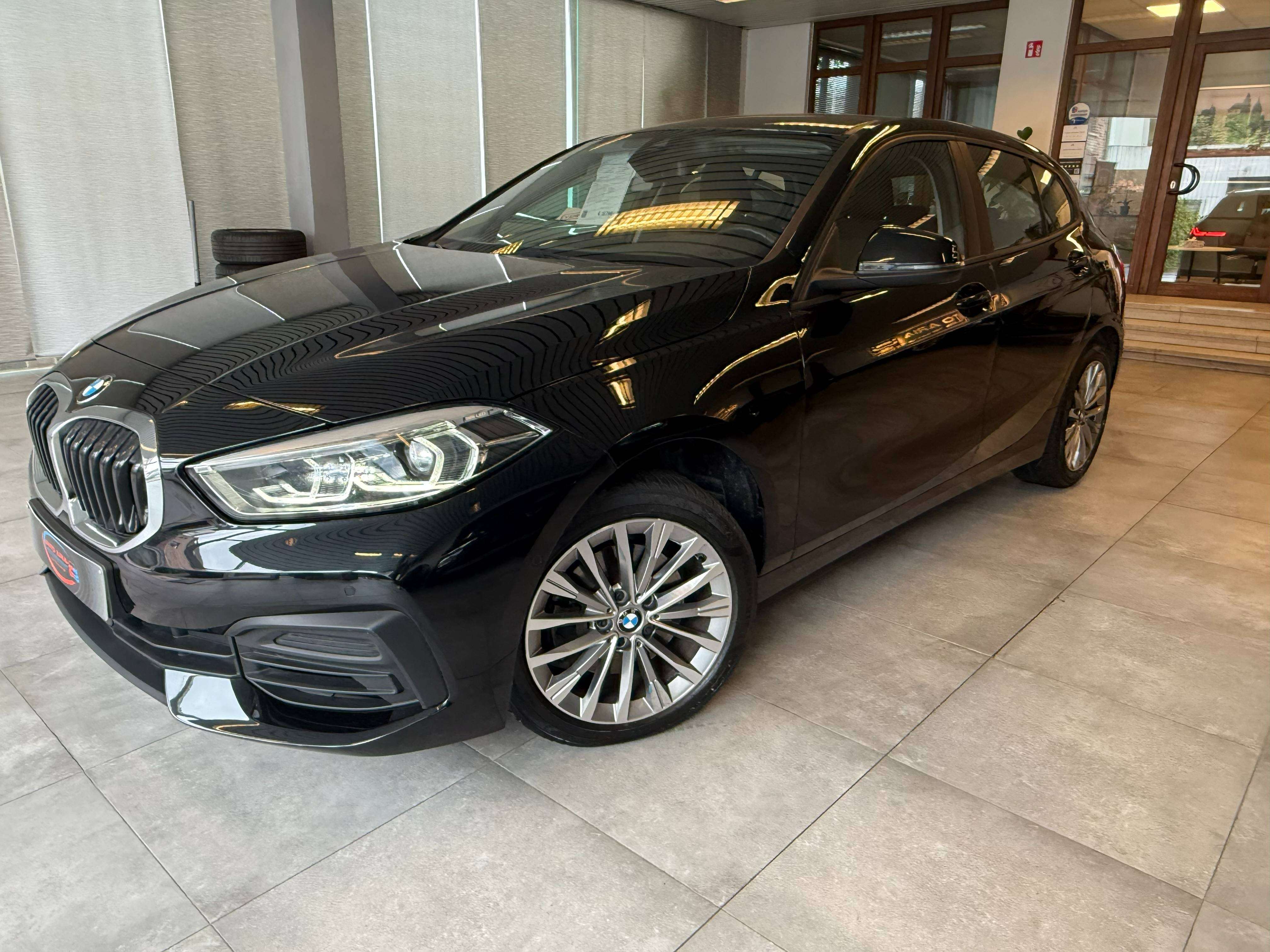 BMW 116 116iA OPF*CAMERA*CARPLAY SANS FIL*GARANTIE 12MOIS