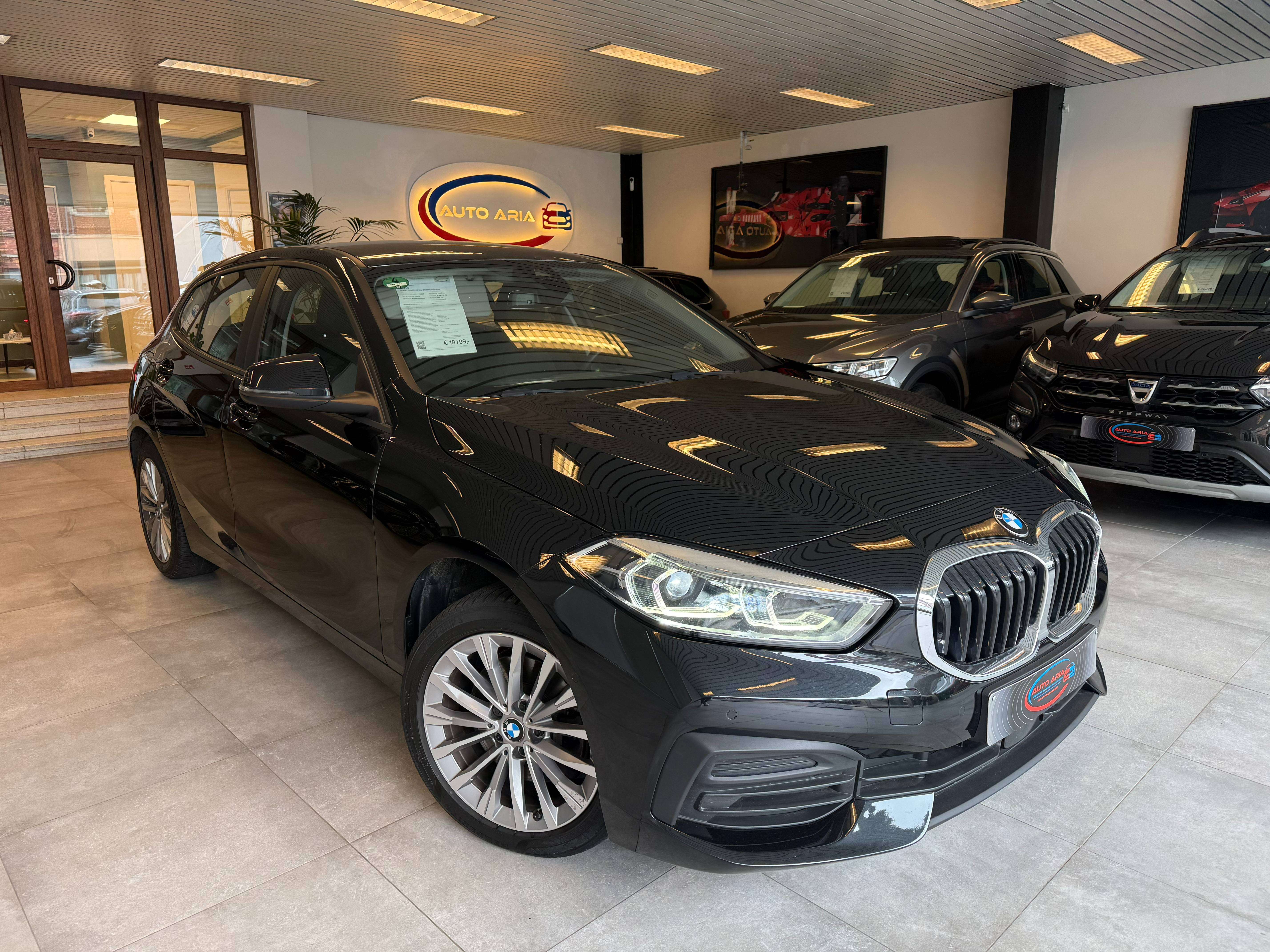 BMW 116 116iA OPF*CAMERA*CARPLAY SANS FIL*GARANTIE 12MOIS