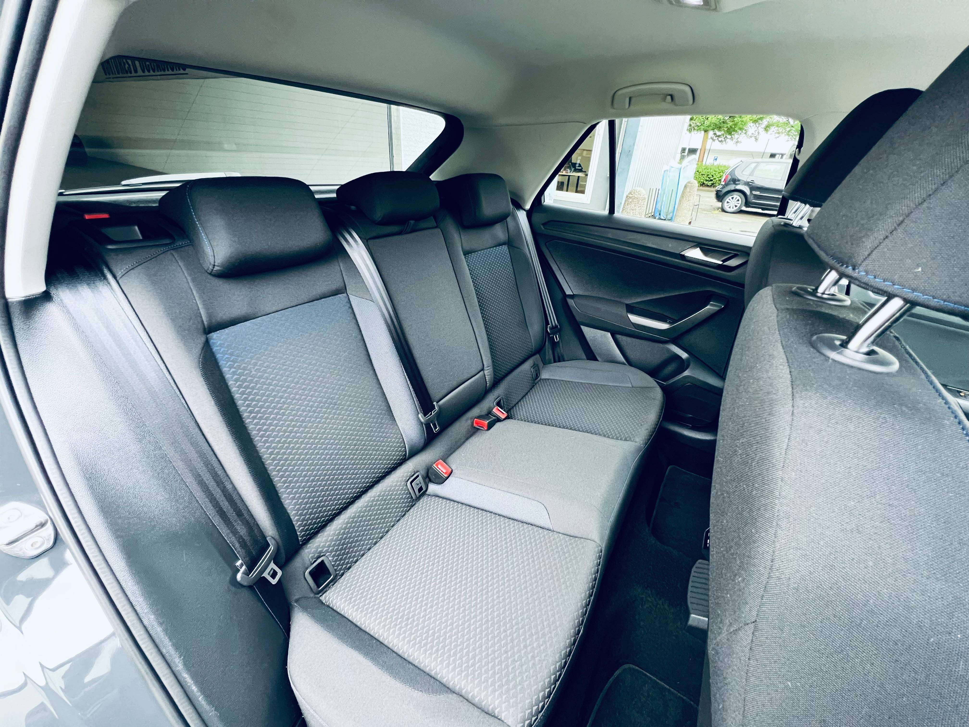 Volkswagen T-Roc 1.0 TSI United+CARPLAY+ACC+CARNET+GARANTIE