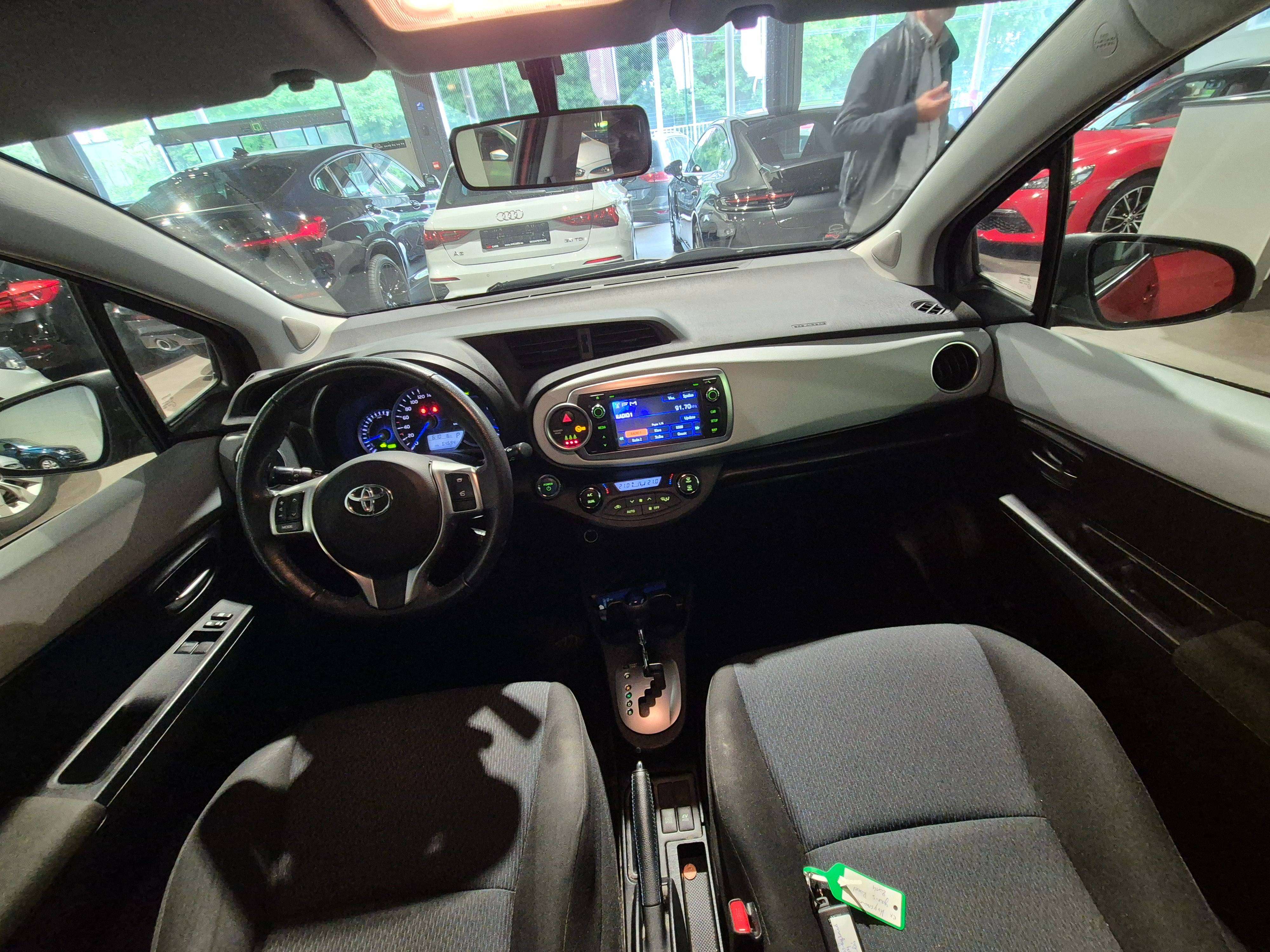 Toyota Yaris 1.0i 16v Linea Luna Freetonic