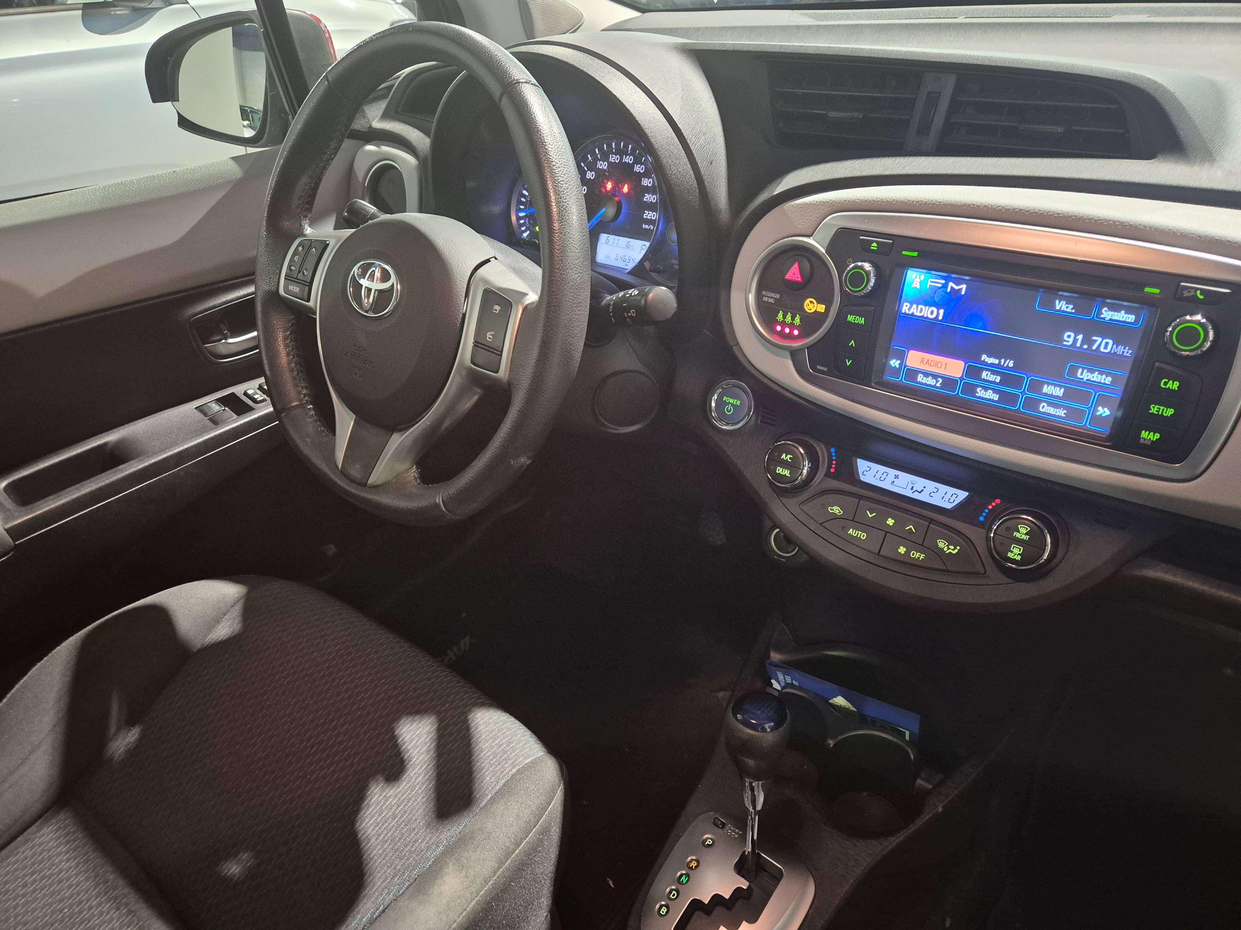 Toyota Yaris 1.0i 16v Linea Luna Freetonic