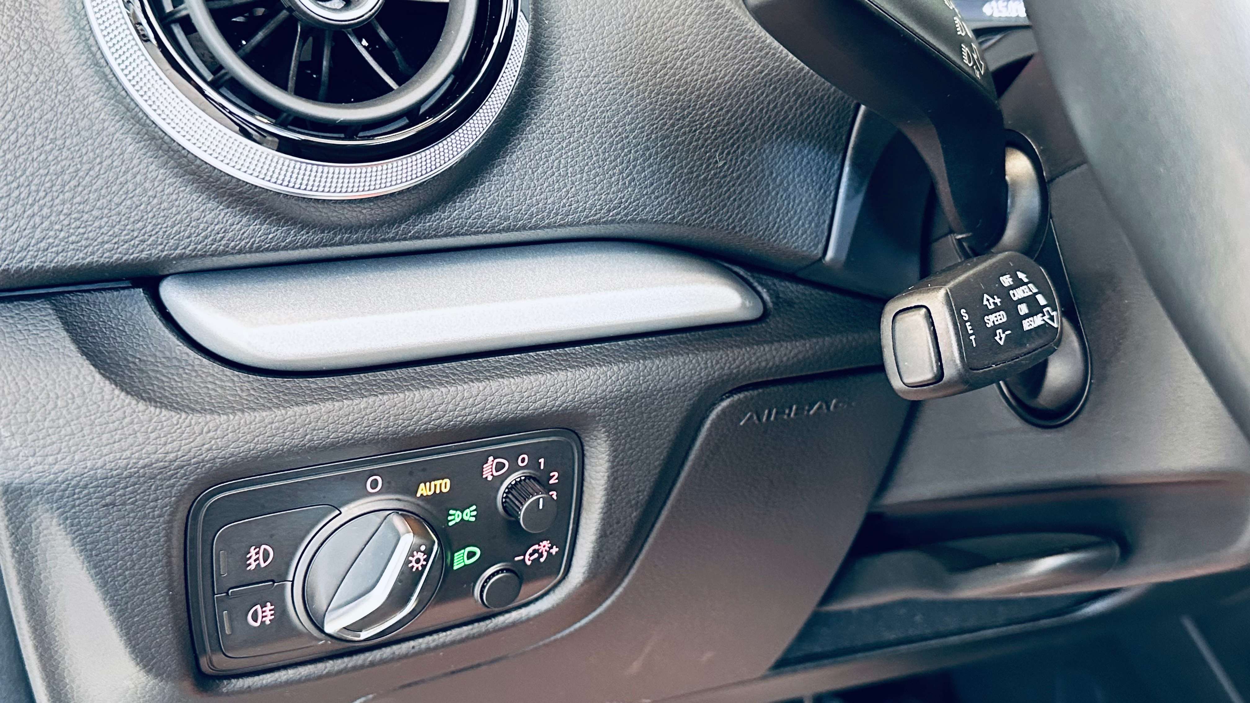 Audi A3 1.4 TFSI NAVI PDC AR CRUISE BLUETOOTH KEY LESS ATTACHE REMORQUE
