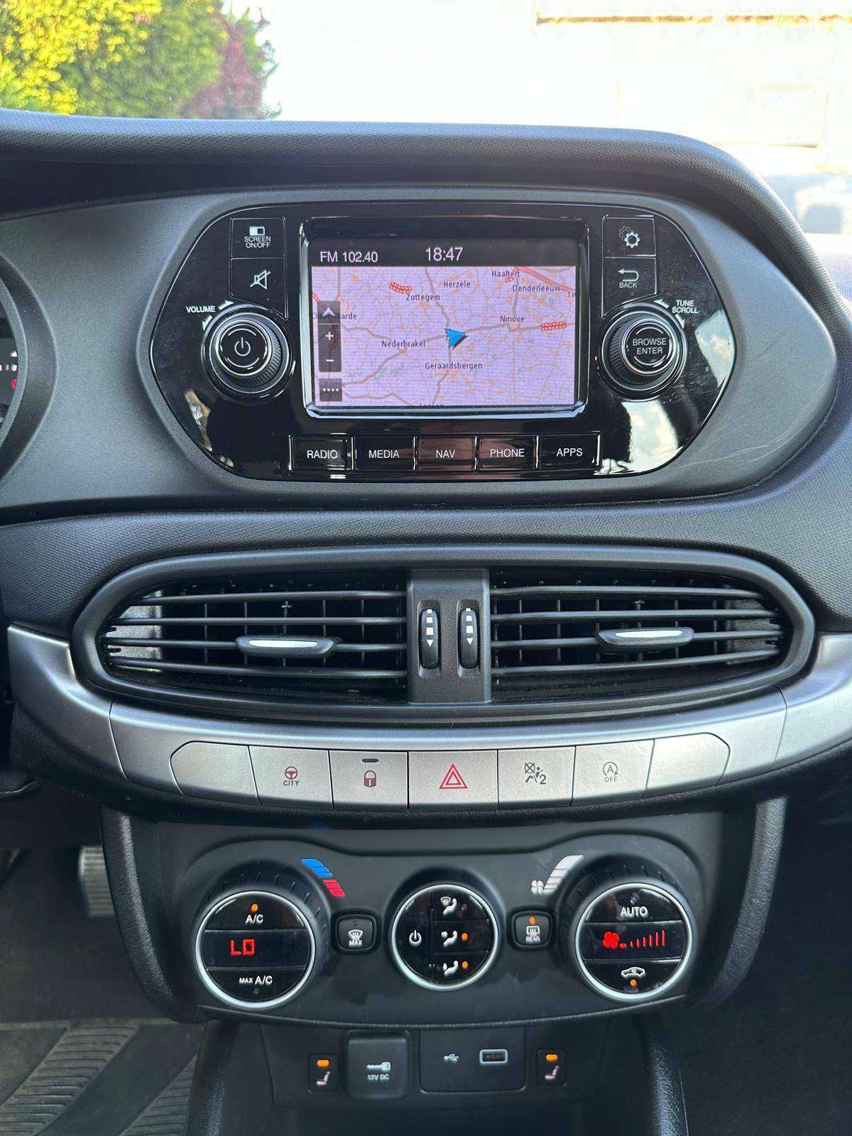 Fiat Tipo Tipo 1.4i Street