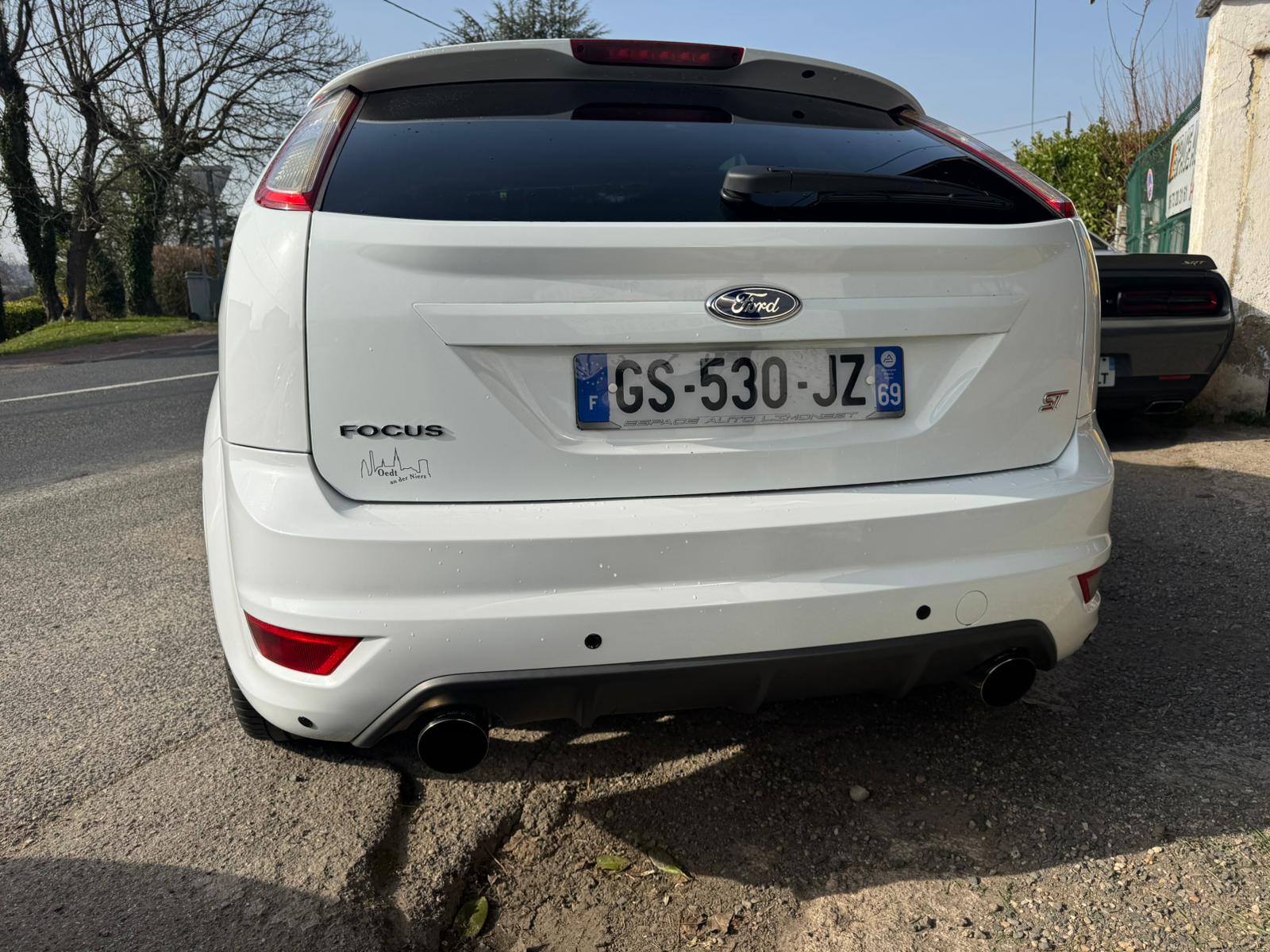 Ford Focus II 2.5 T 225 ST 3P