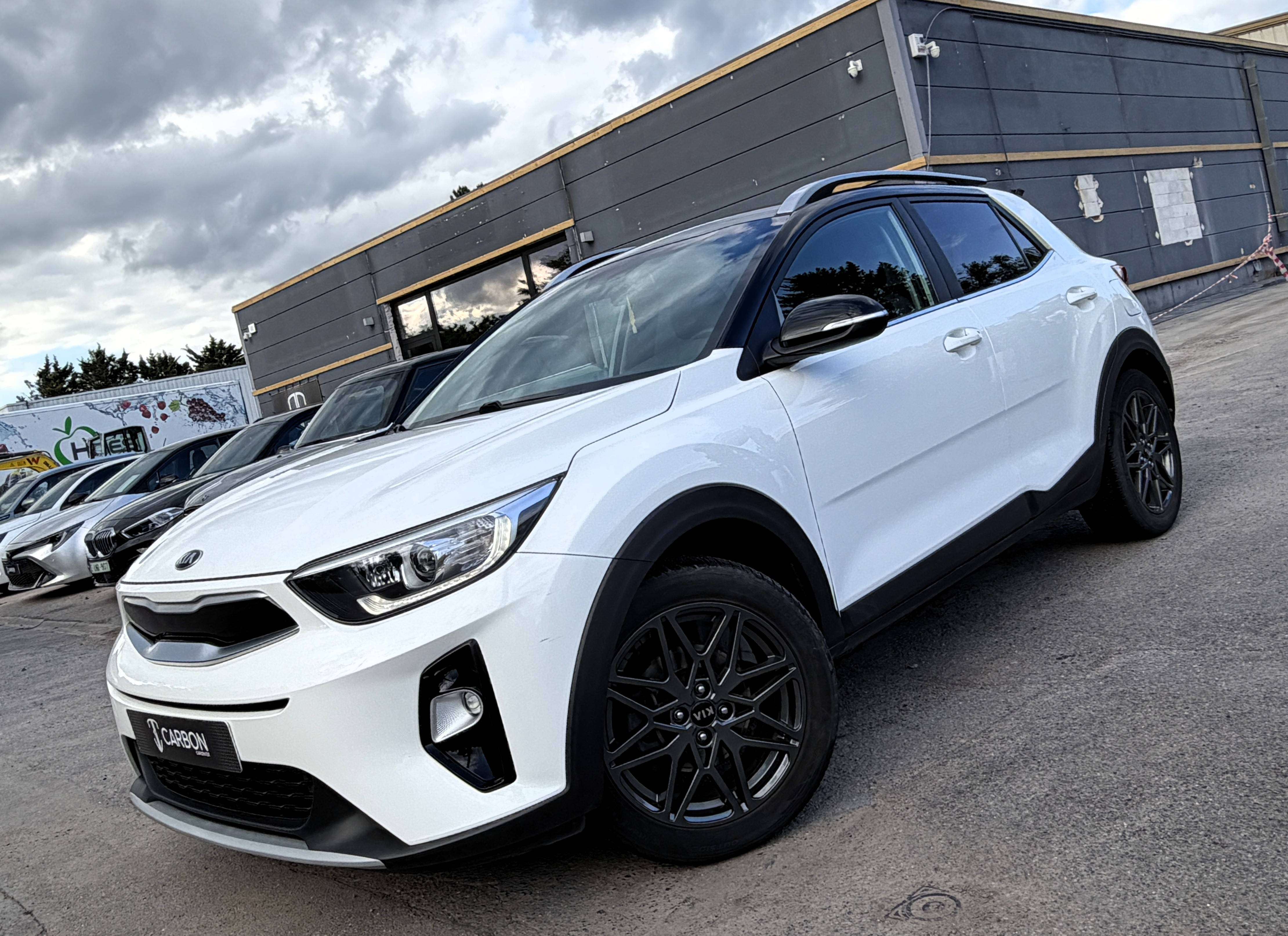 Kia Stonic 1.0 T-GDI Black Edition 1er PROPRIO/CARNET COMPLET/CAMERA/NAVI/CARPLAY/GARANTIE KIA