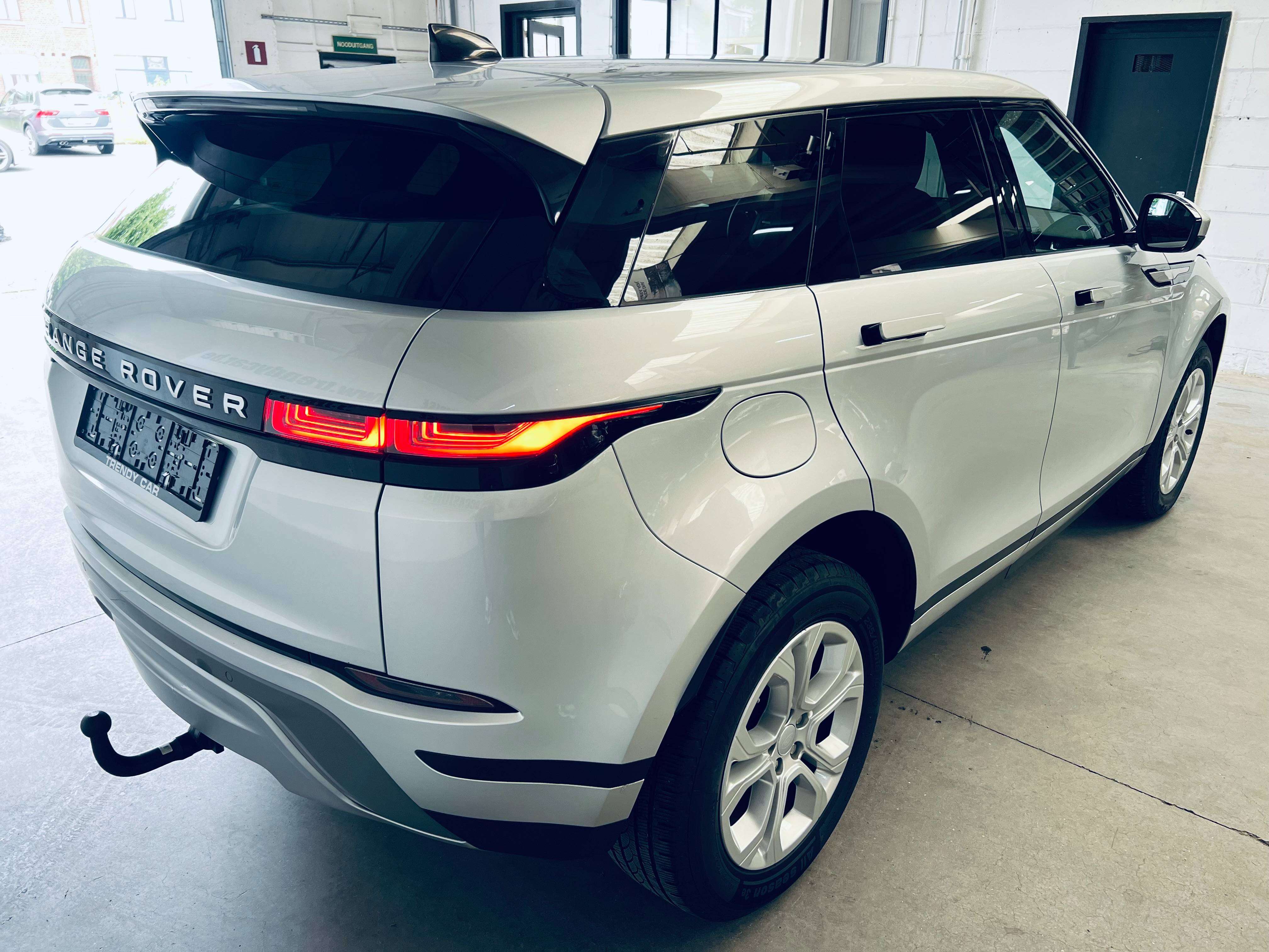 Land Rover Range Rover Evoque 2.0 TD4 2WD e6d CARPLAY+LED+CAMERA+CARNET+GARANTIE