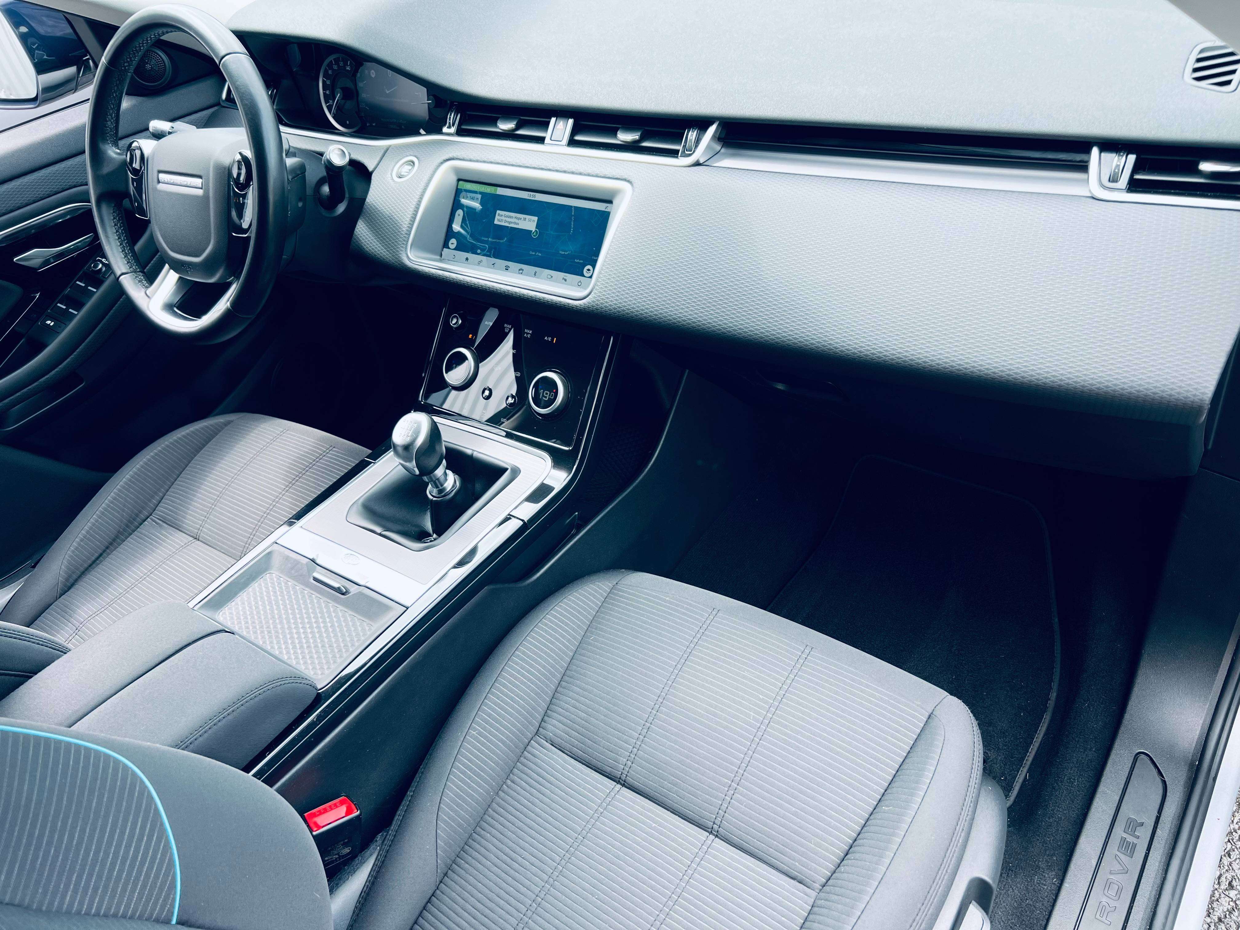 Land Rover Range Rover Evoque 2.0 TD4 2WD e6d CARPLAY+LED+CAMERA+CARNET+GARANTIE