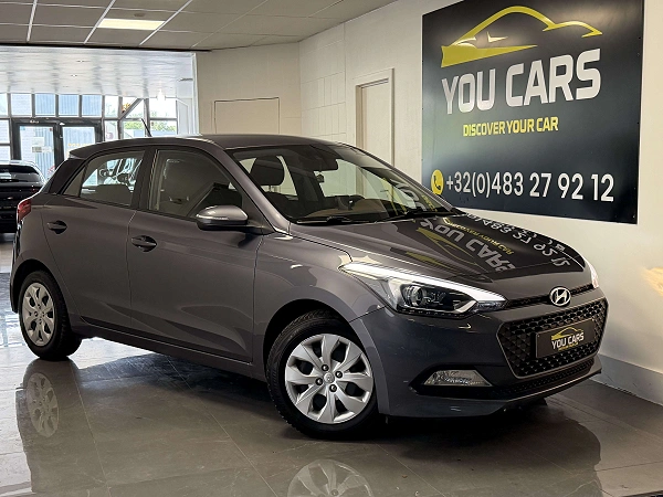 Hyundai i20 1.4i Intro Edition 1 Jaar Garantie