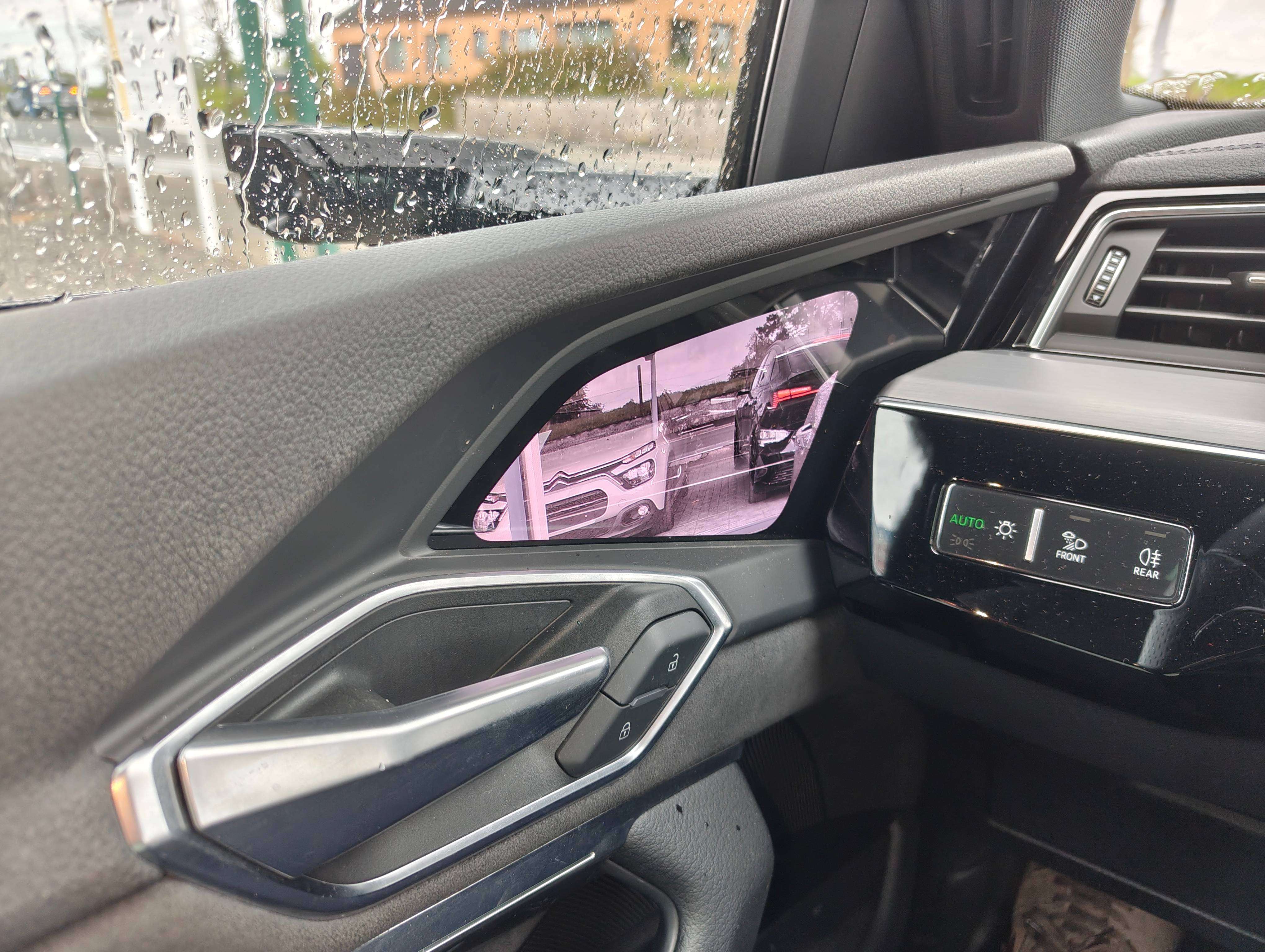 Audi e-tron E-Tron 95 kWh 55 Quattro S line full option 34860 km