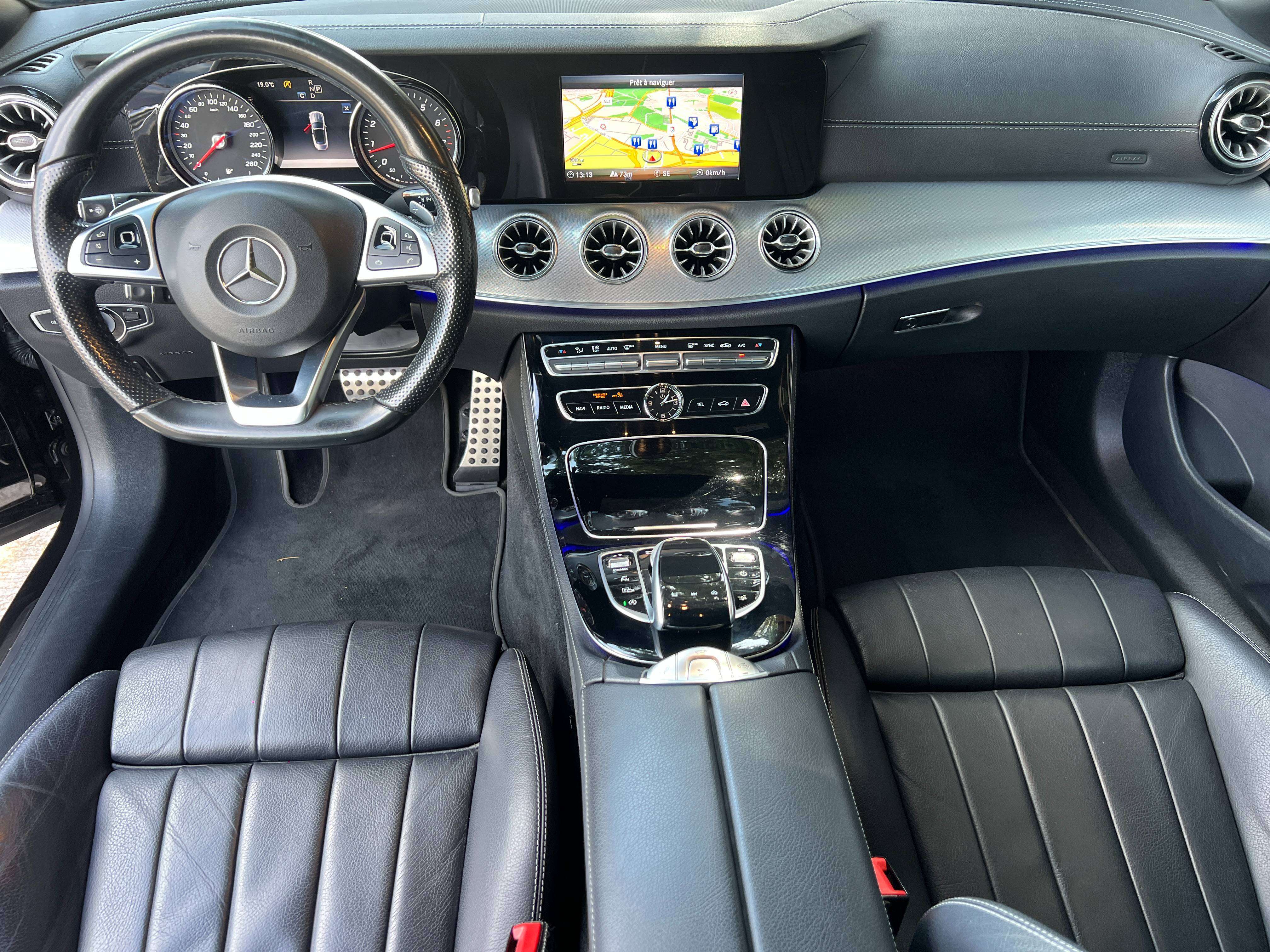 Mercedes-Benz E 200 Cabriolet Pack AMG Line 9G-TRONIC Automatique