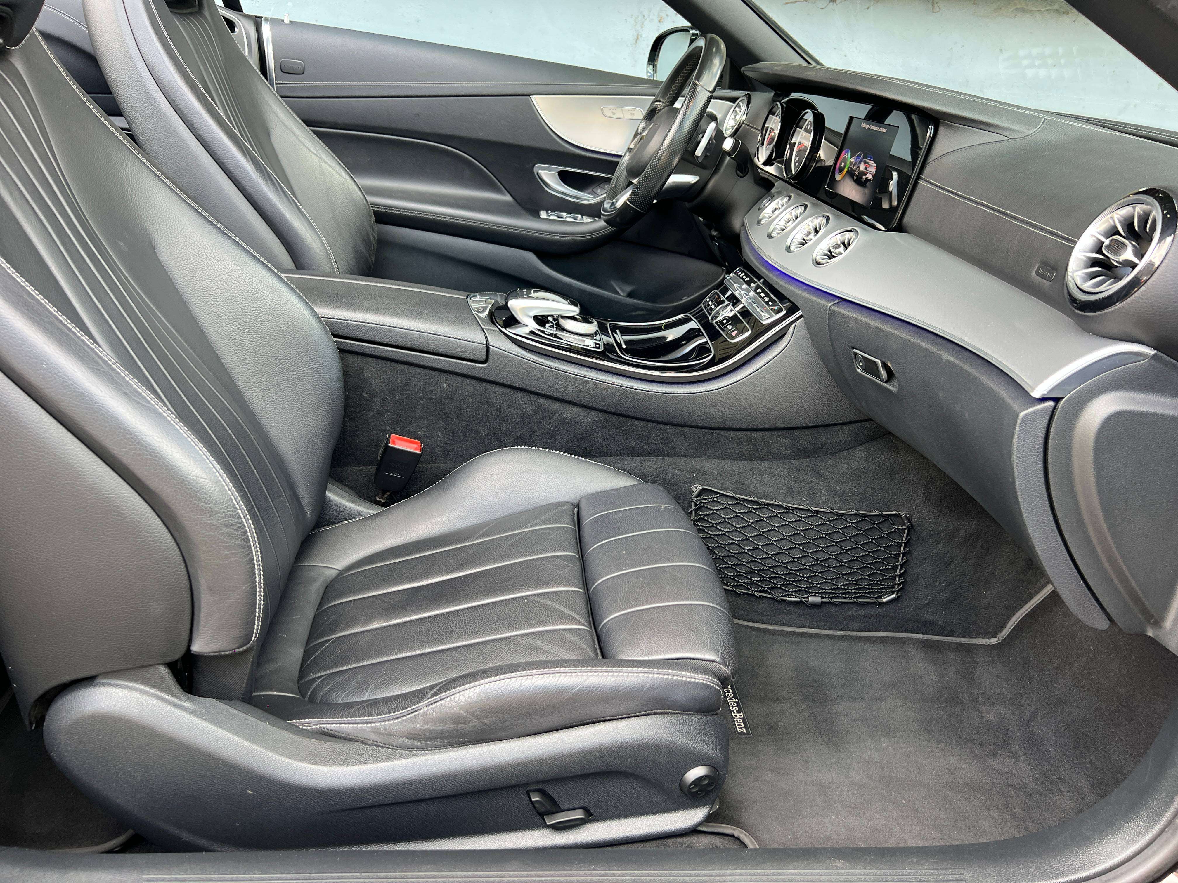 Mercedes-Benz E 200 Cabriolet Pack AMG Line 9G-TRONIC Automatique