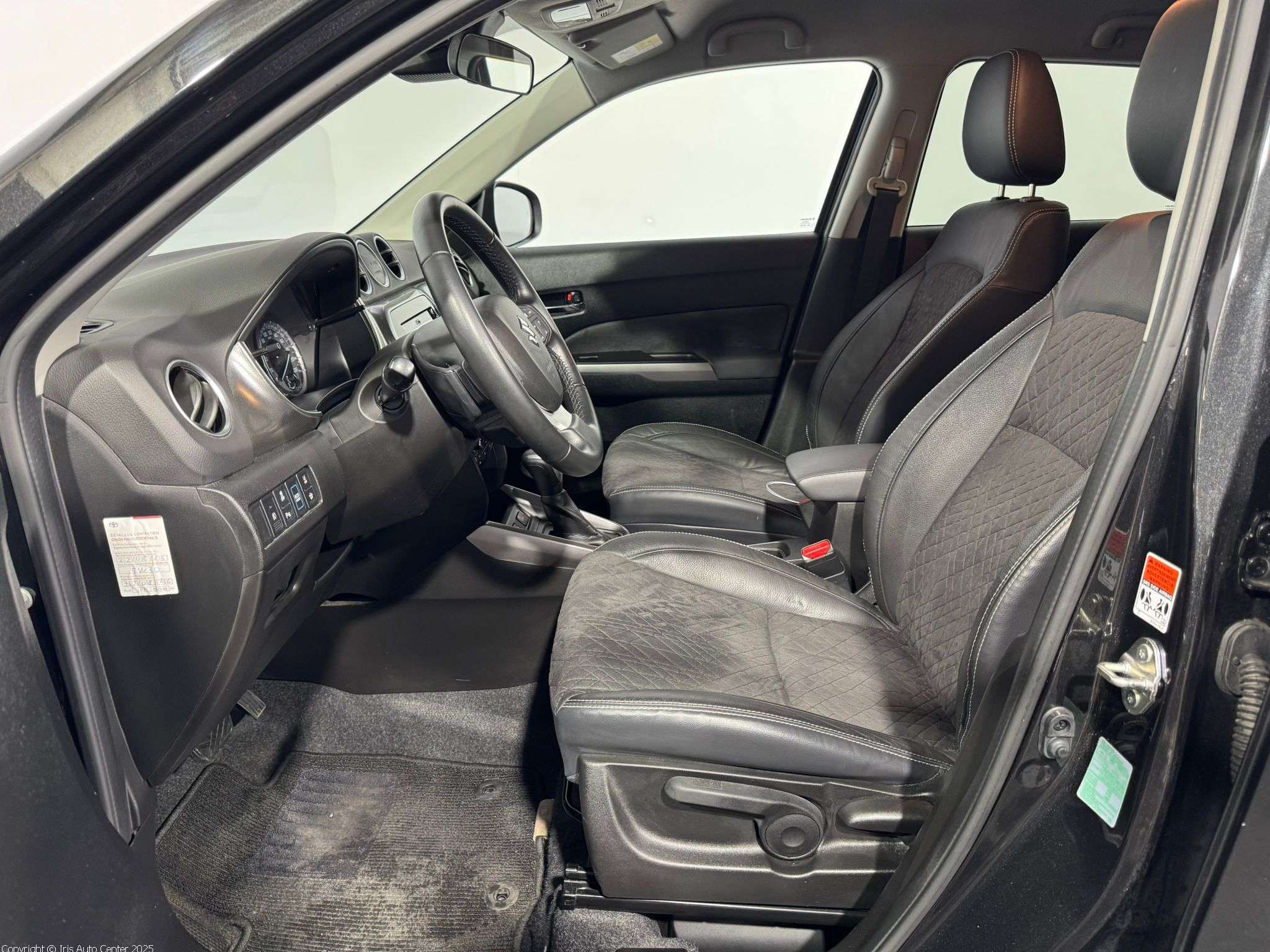 Suzuki Vitara 1.5 DUALJET HYBRID | NETTO: 19.000€ | CARPLAY