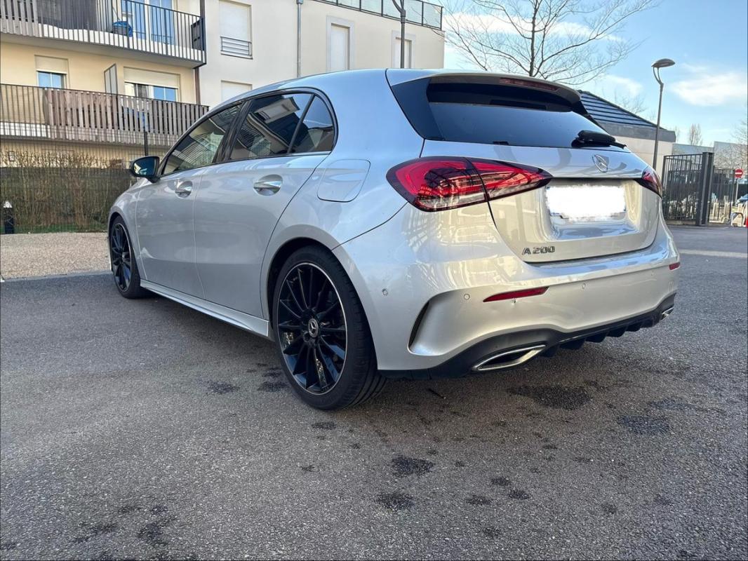 Mercedes-Benz Classe A - 200 AMG LINE Boite Automatique