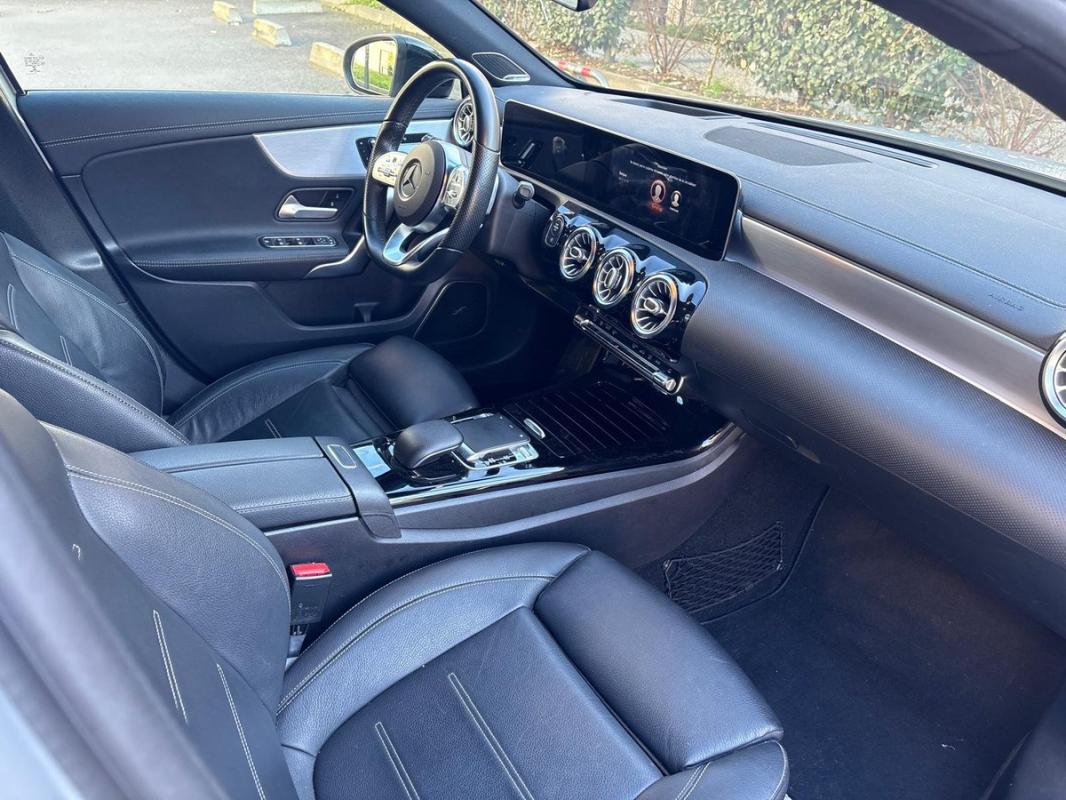 Mercedes-Benz Classe A - 200 AMG LINE Boite Automatique