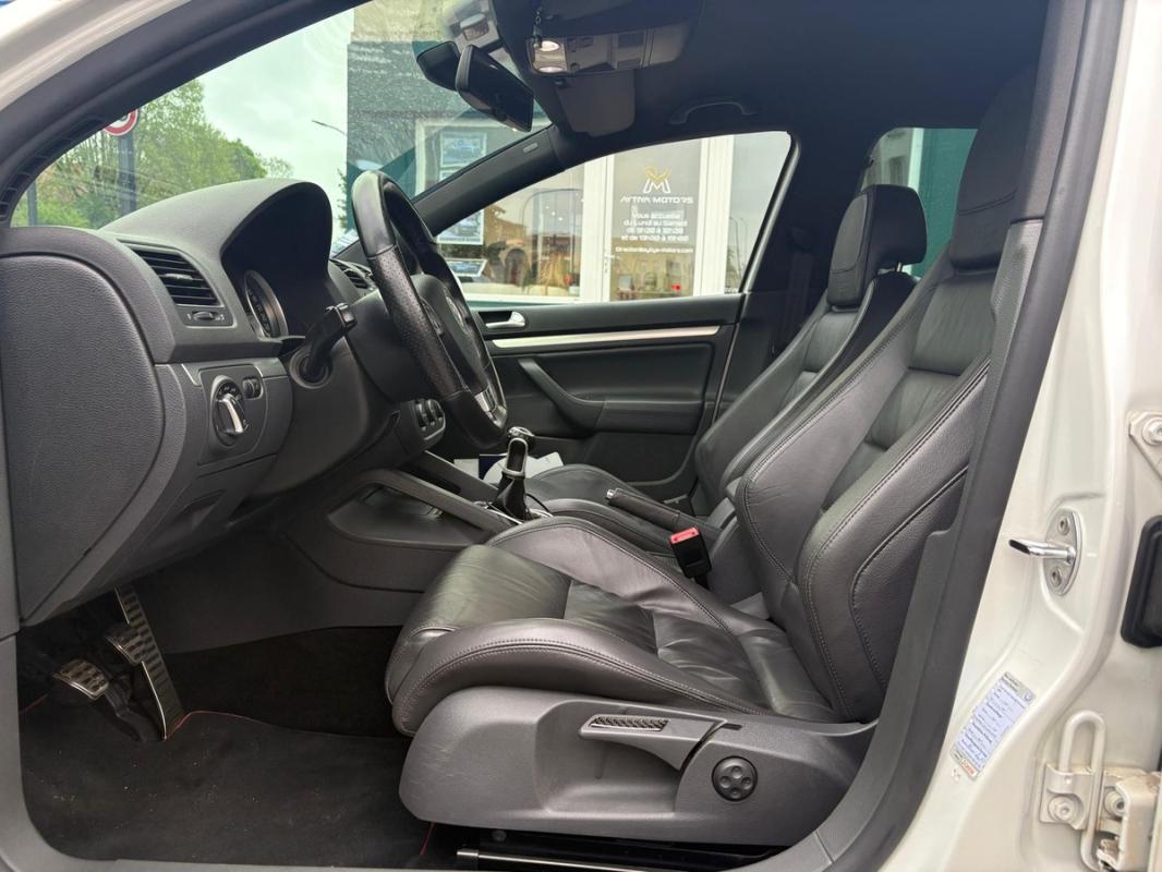 Volkswagen Golf V GTI - 2.0L 230cv Edition 60 Joer Lëtzebuerg numéro 21 /