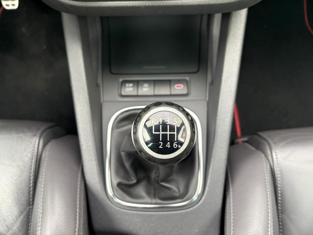 Volkswagen Golf V GTI - 2.0L 230cv Edition 60 Joer Lëtzebuerg numéro 21 /