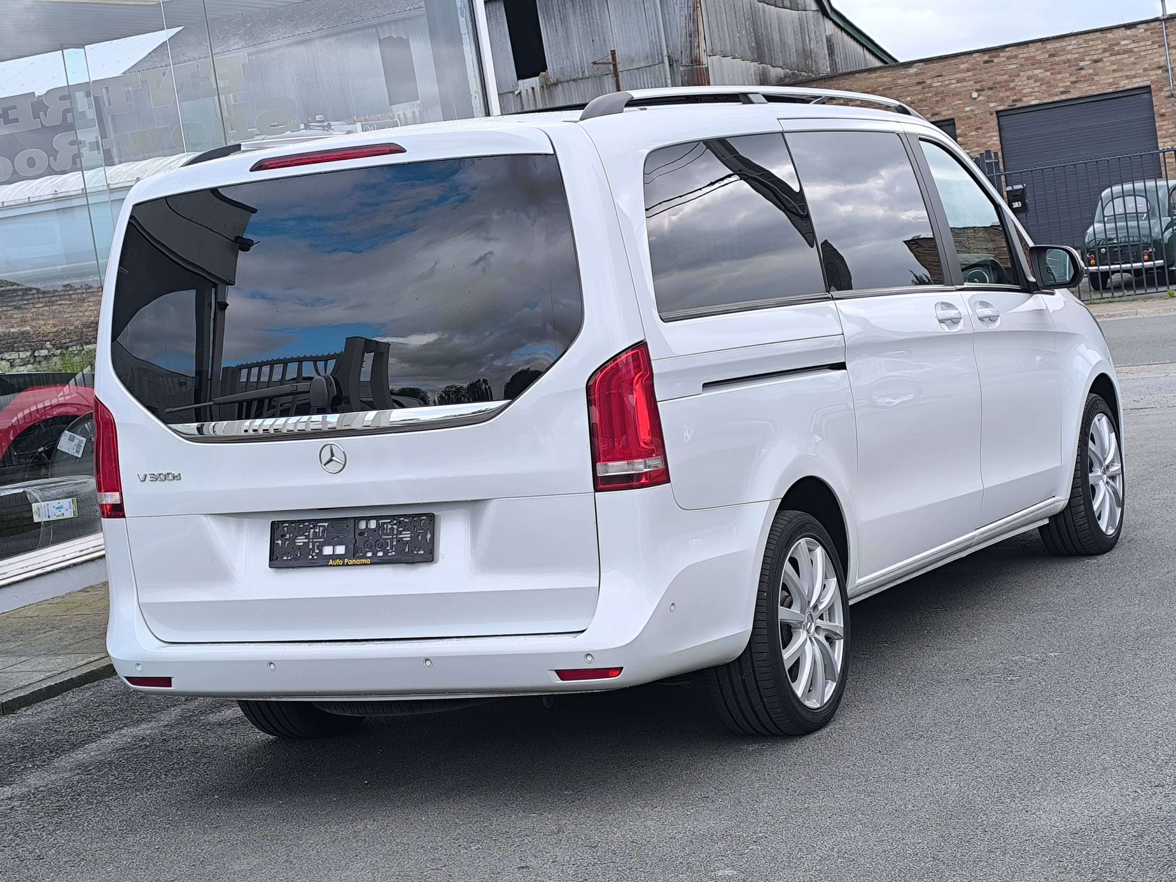 Mercedes-Benz V 250 d 190CV AVANTGARD SPORT 6 PL LONG T.PANORAMIQUE