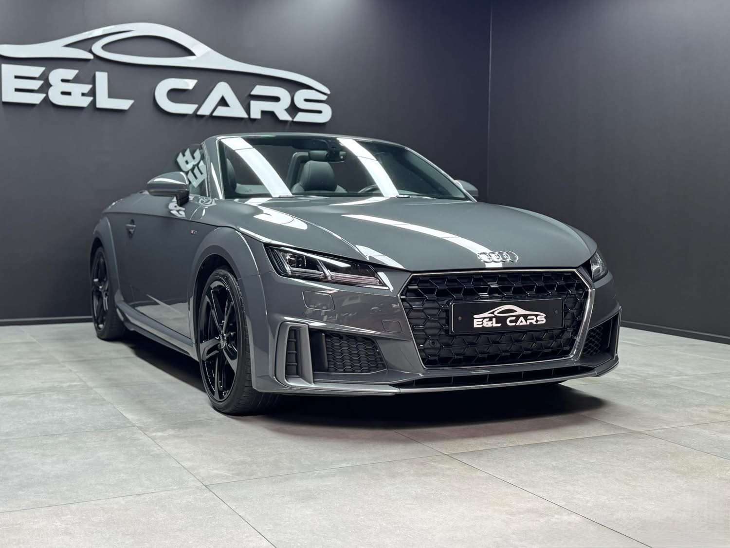 Audi TT TT Roadster 40 TFSI S tronc **12 mois de garantie**