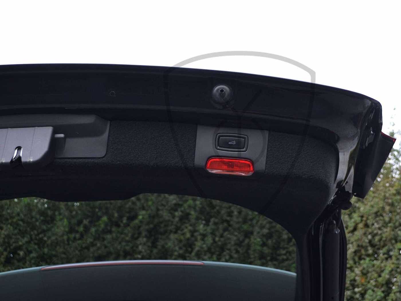 Porsche Cayenne 3,0 Diesel Platinum Edition * PANO * BOSE *21 INCH